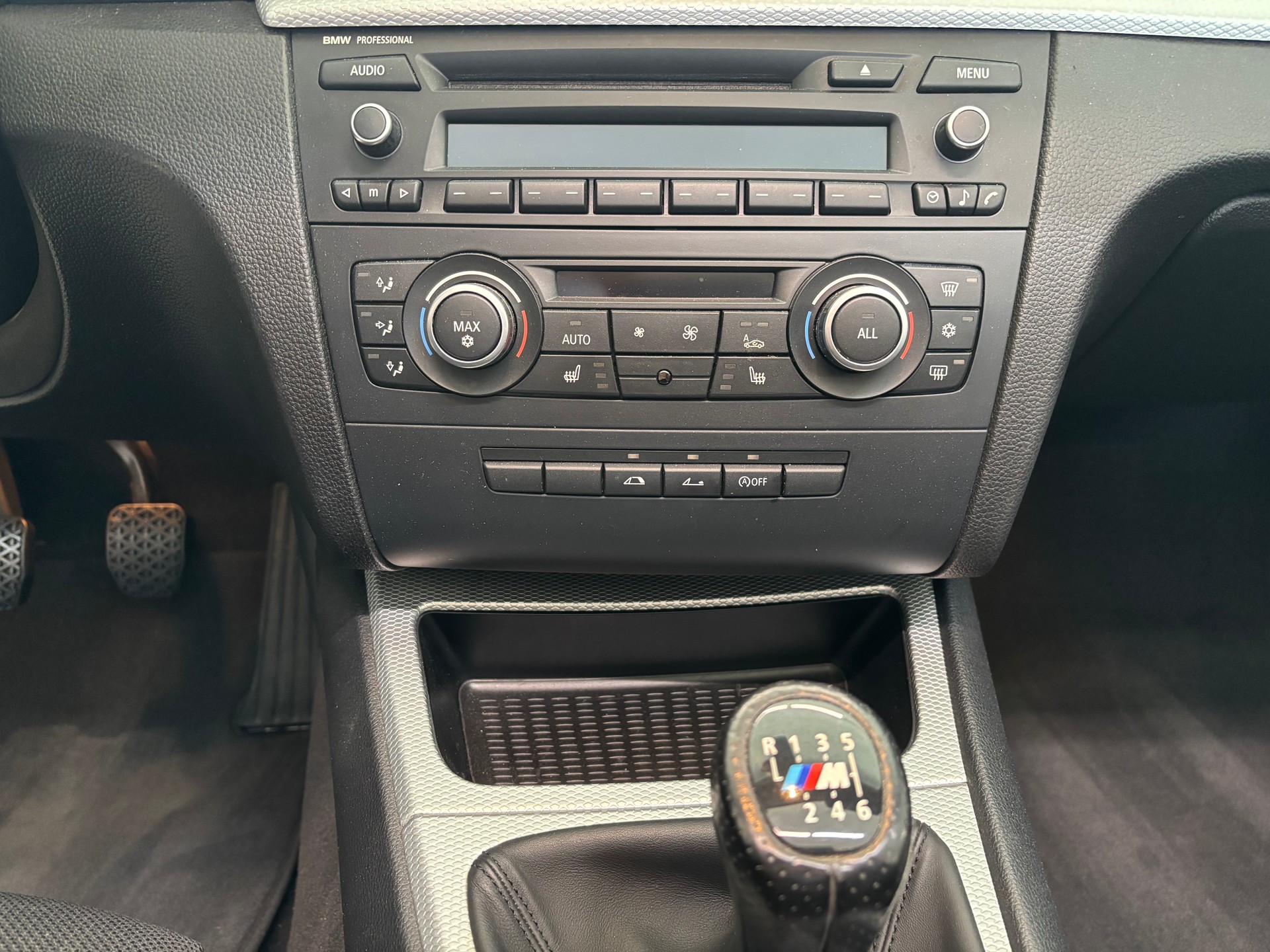 BMW 118i Cabriolet M-Paket-image-14