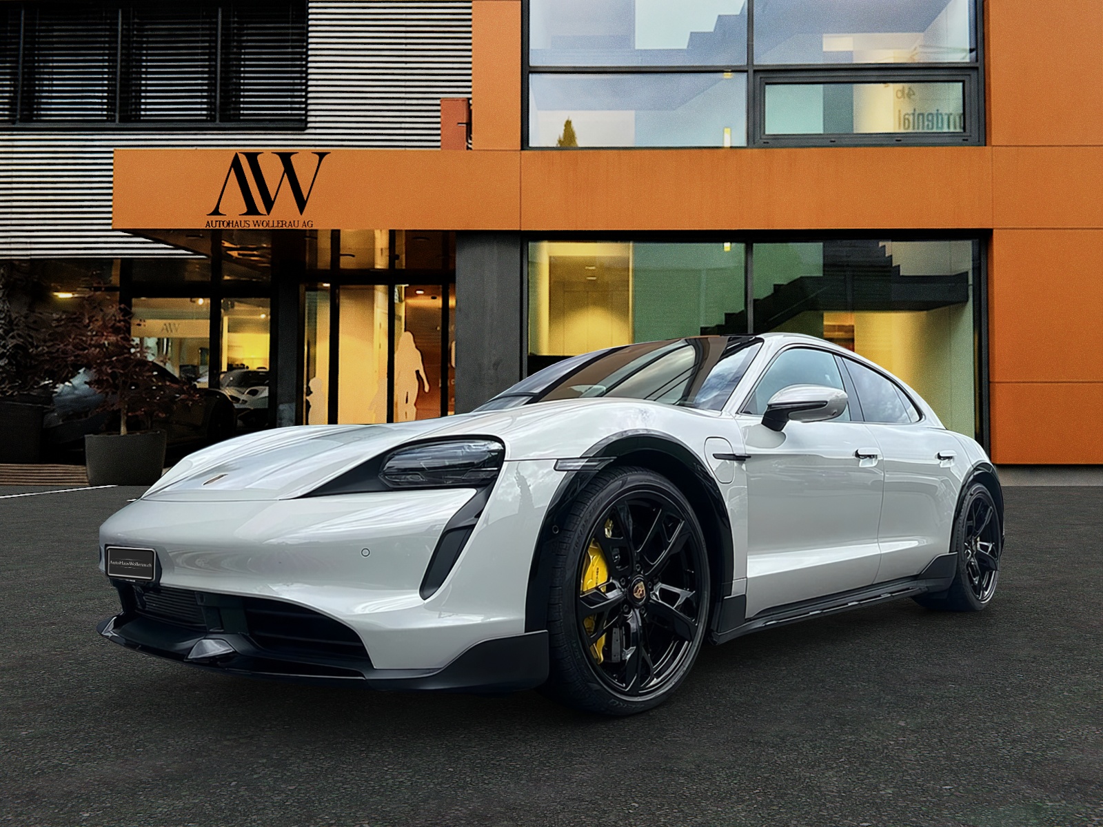 PORSCHE Taycan Cross Turismo Turbo S-image-2