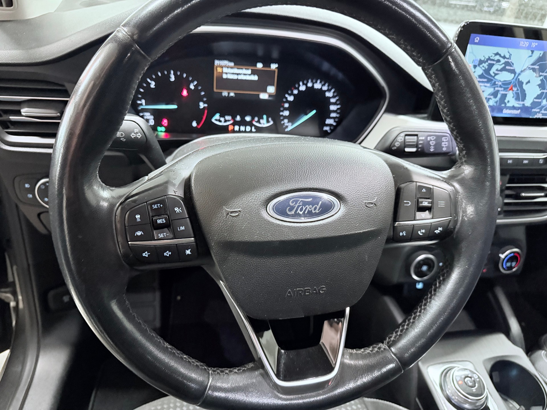 FORD Focus 2.0 TDCi Cool Connect Automatic-image-9