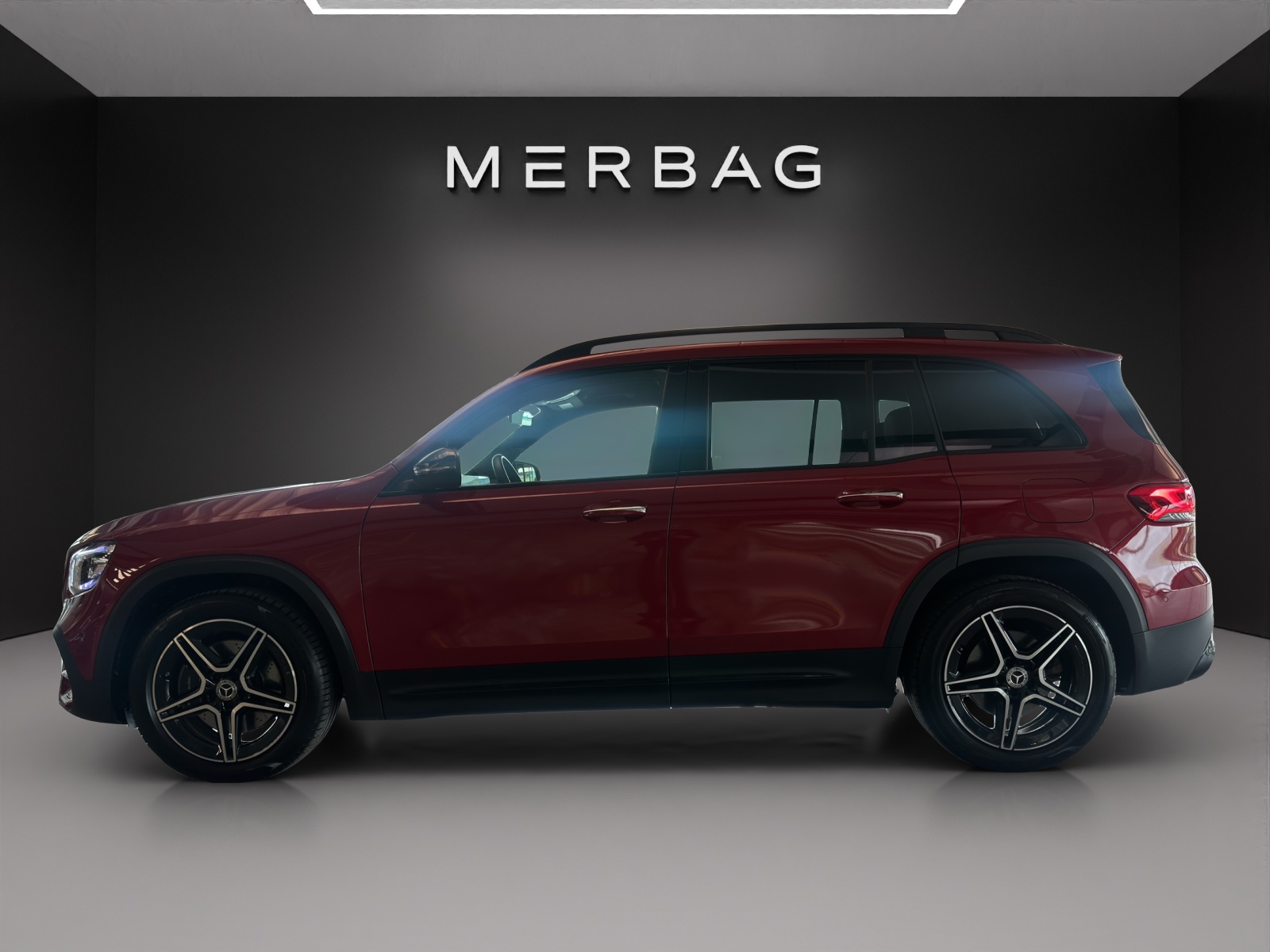 MERCEDES-BENZ GLB 220 d AMG Line 4 MAT.-image-2