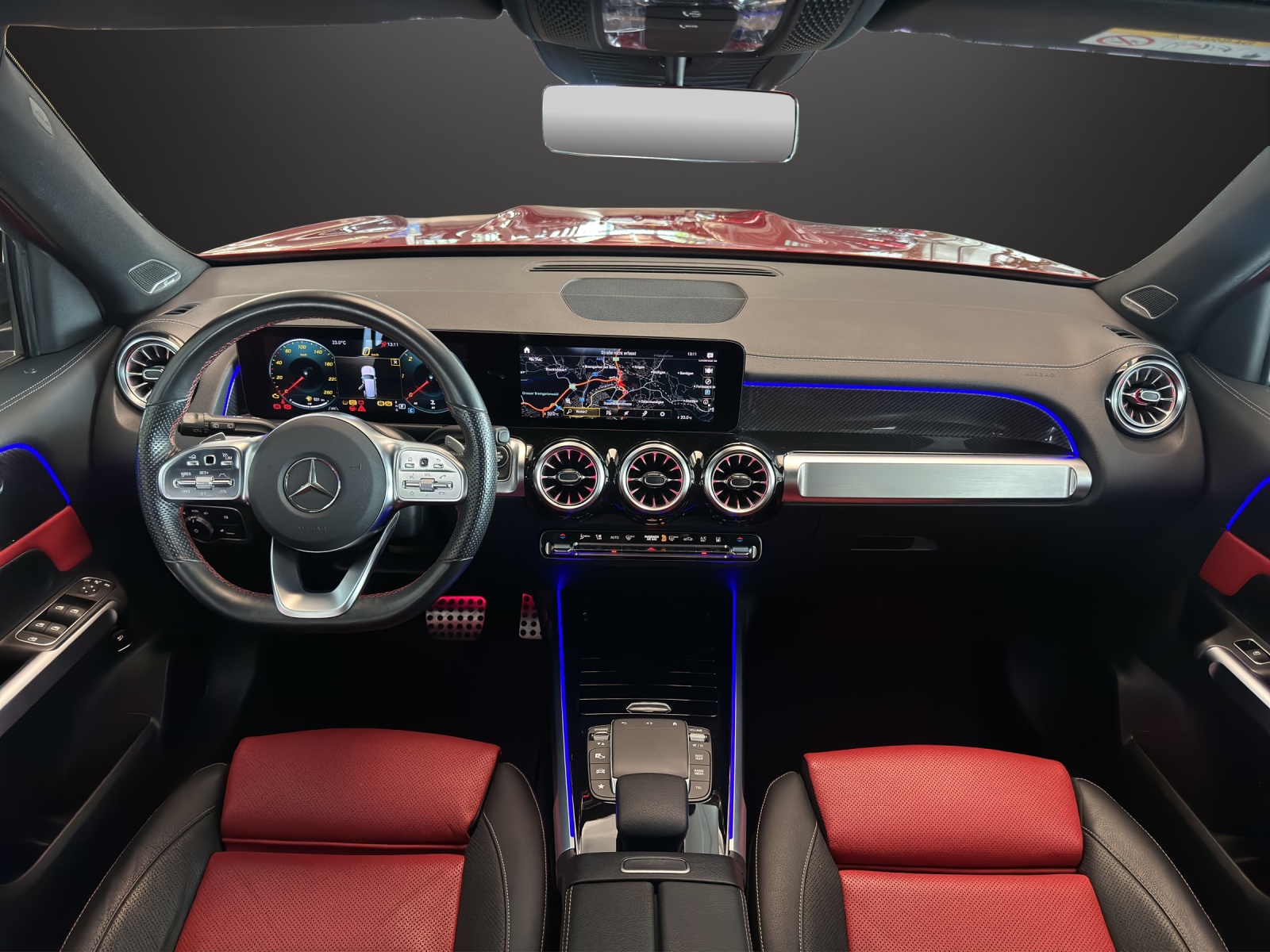 MERCEDES-BENZ GLB 220 d AMG Line 4 MAT.-image-9