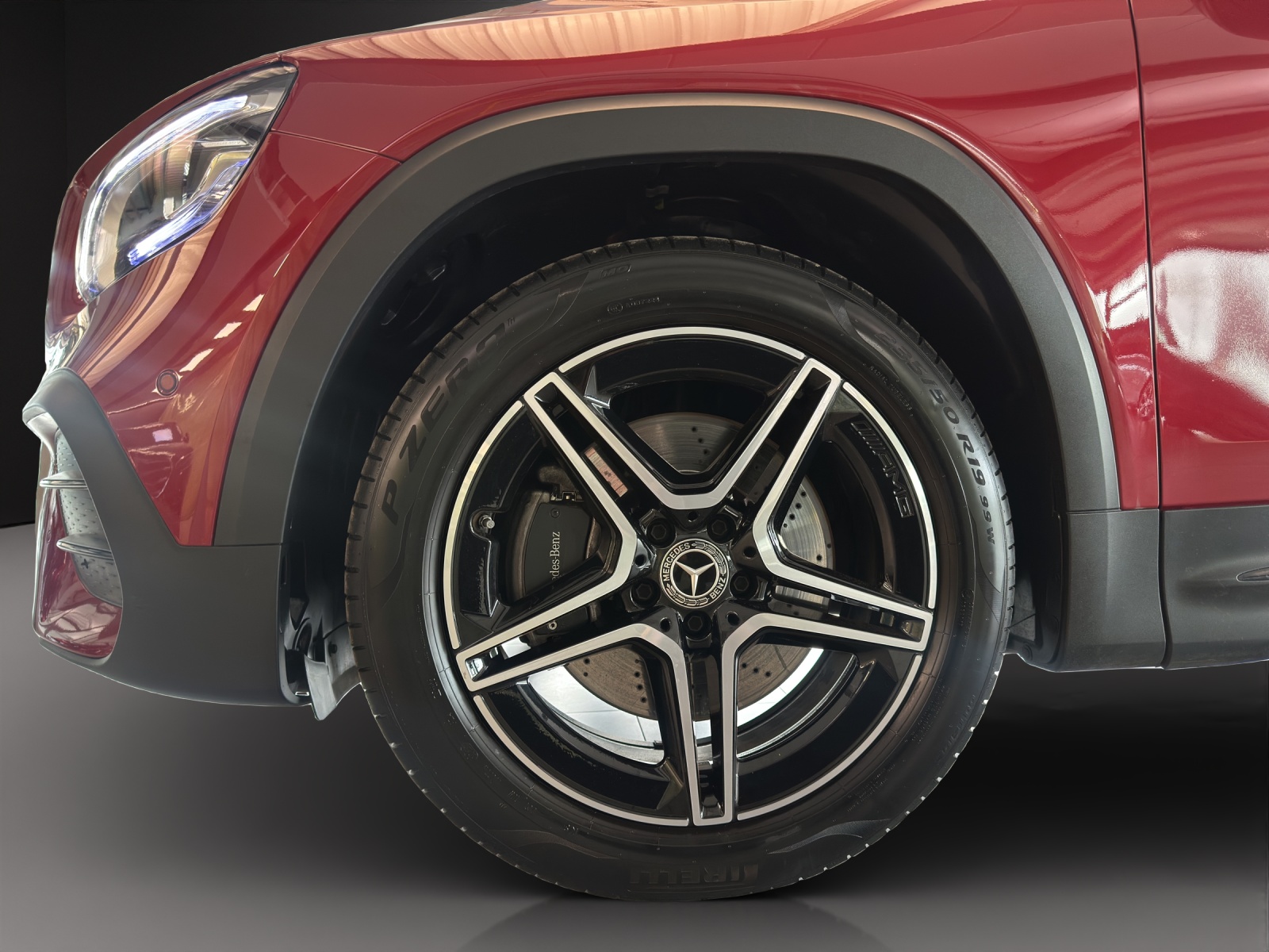 MERCEDES-BENZ GLB 220 d AMG Line 4 MAT.-image-7