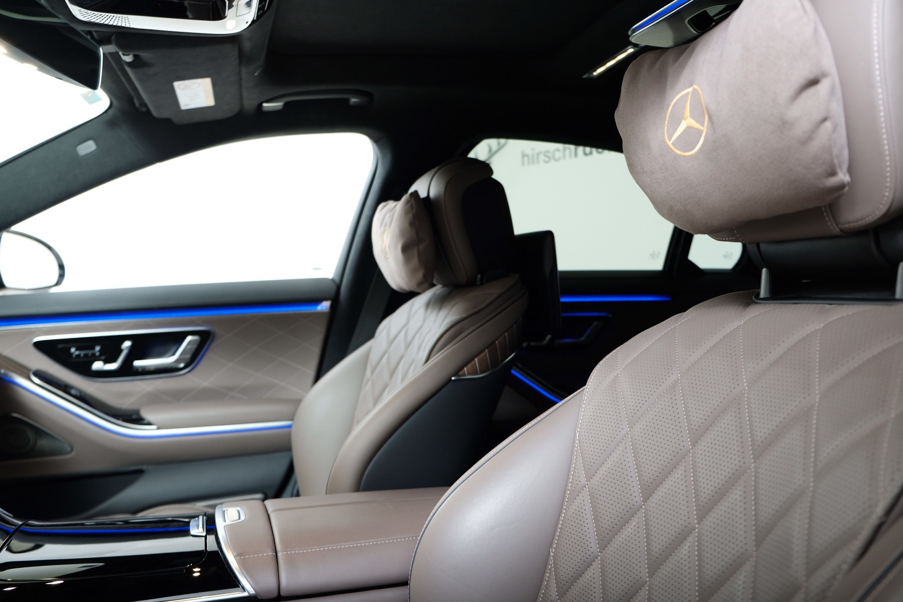 MERCEDES-BENZ S 580 e L 4Matic AMG Line 9G-Tronic-image-8