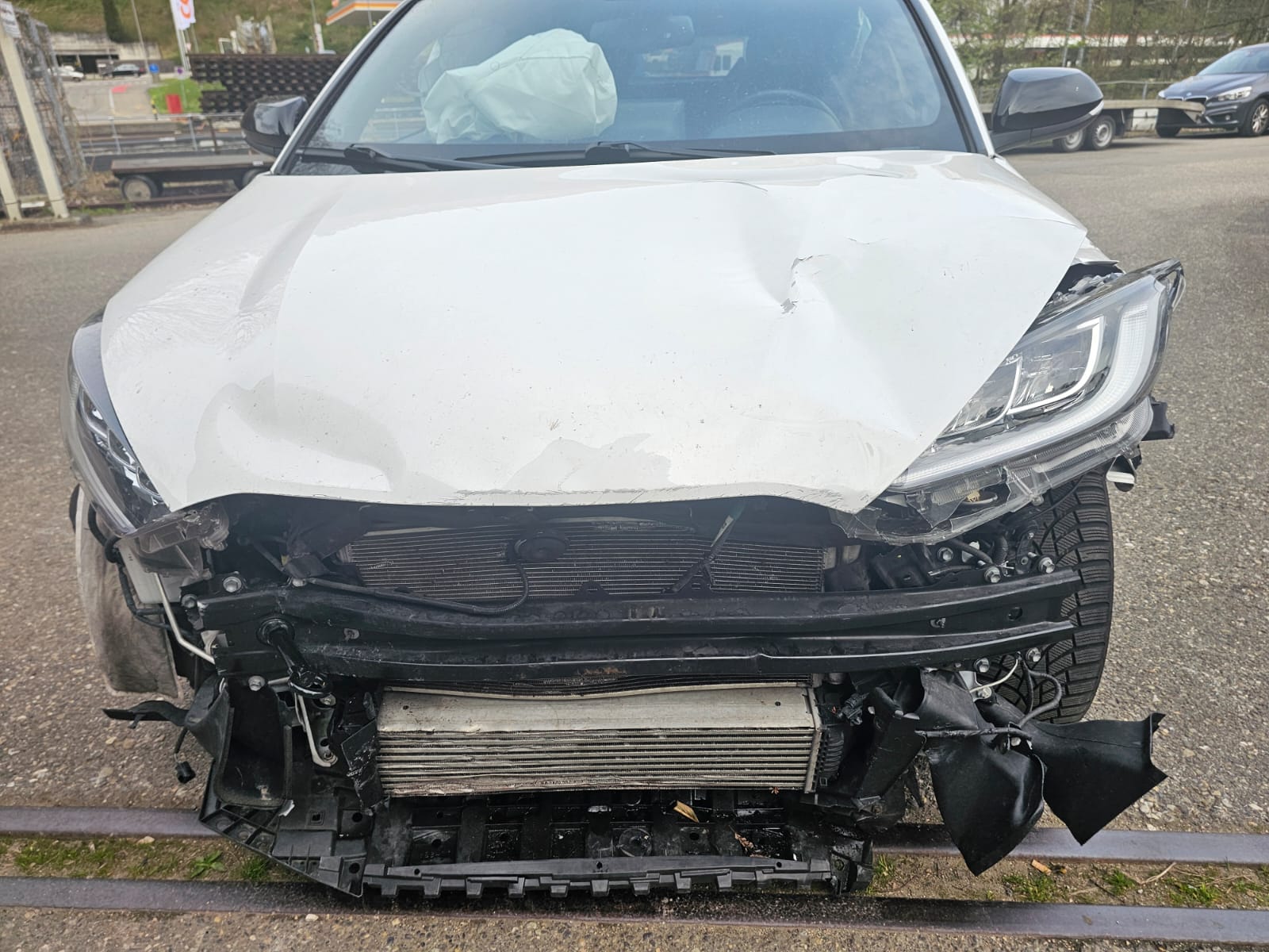 TOYOTA Yaris 1.6 GR Sport-image-3