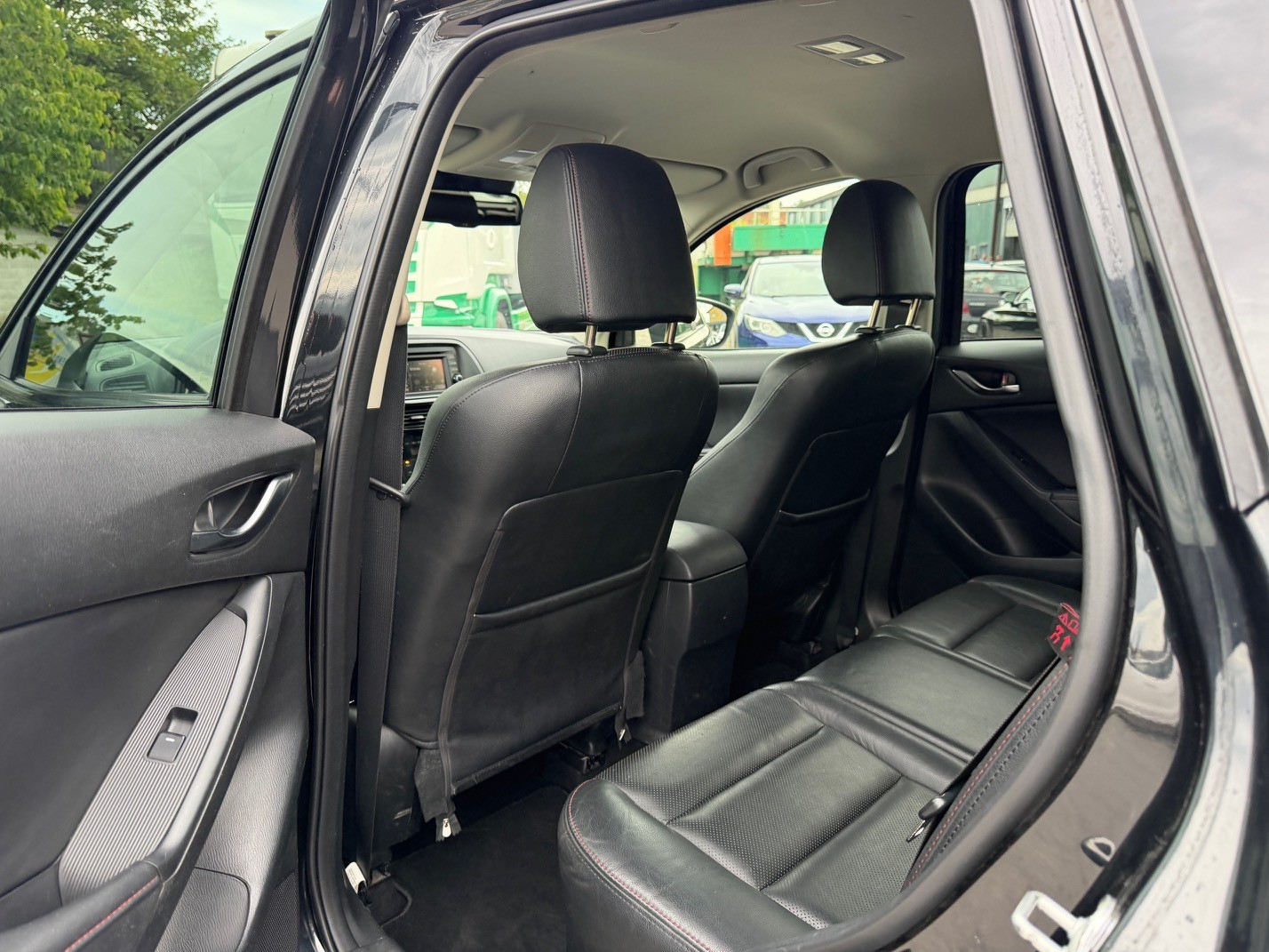 MAZDA CX-5 2.2 D HP Revolution AWD Automatic-image-7