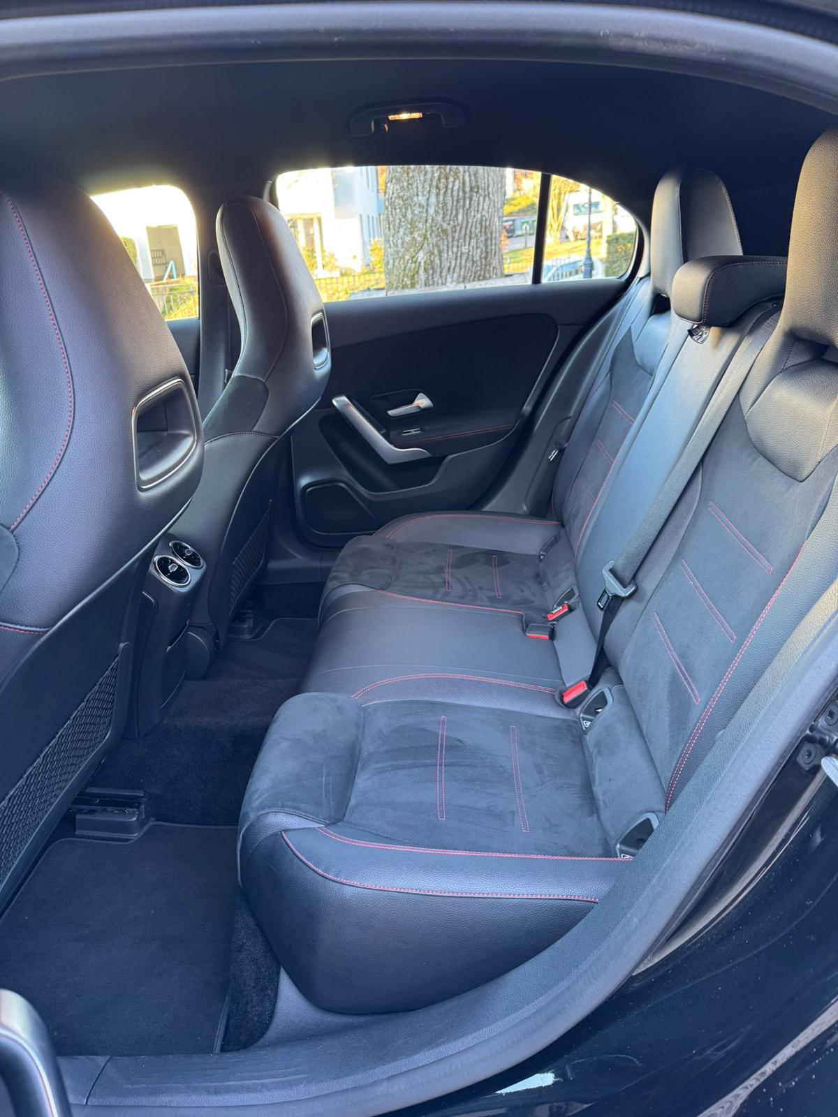 MERCEDES-BENZ A 180 AMG Line 7G-DCT-image-13