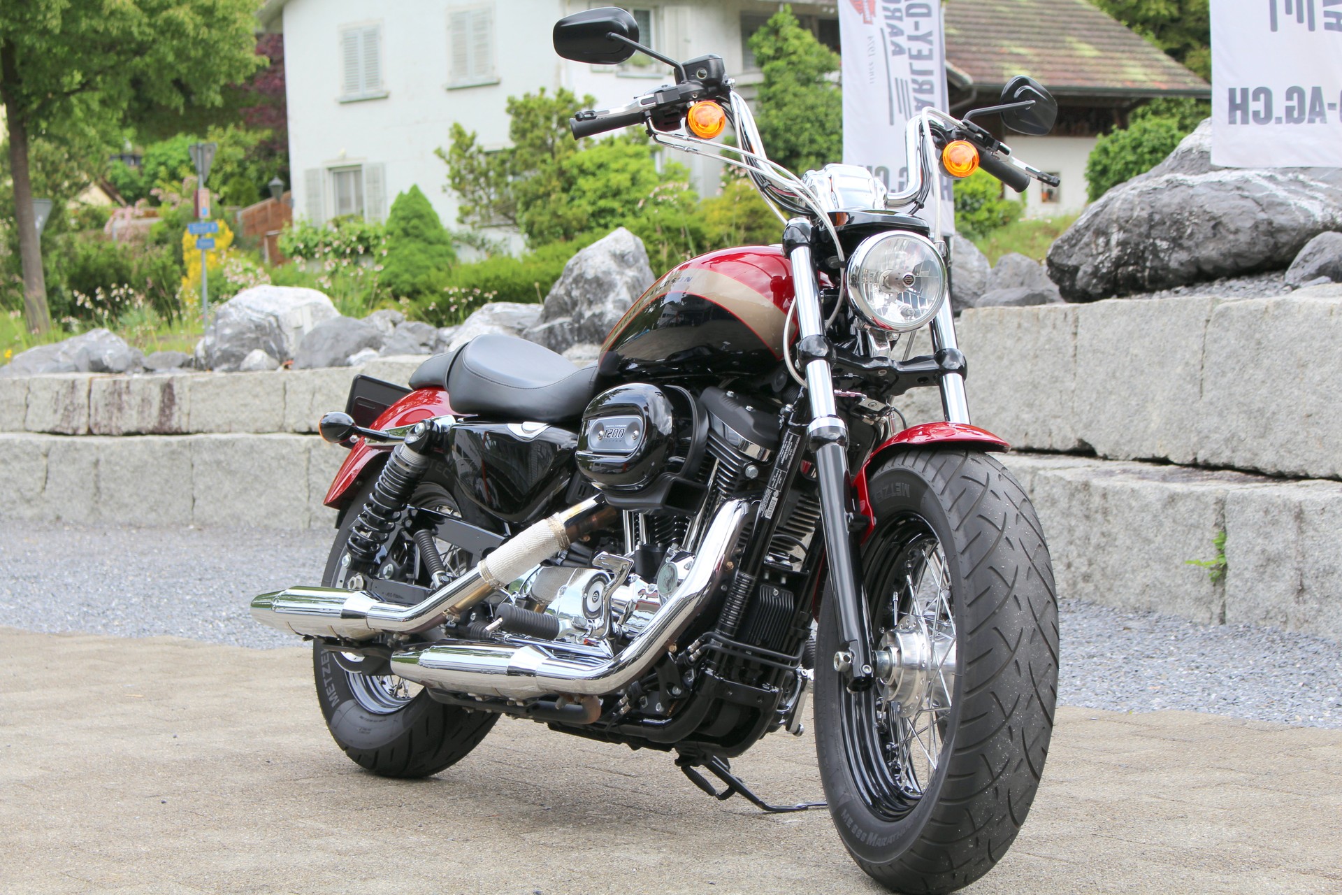 HARLEY-DAVIDSON XL 1200 C Sportster Custom ABS-showroom-element-1