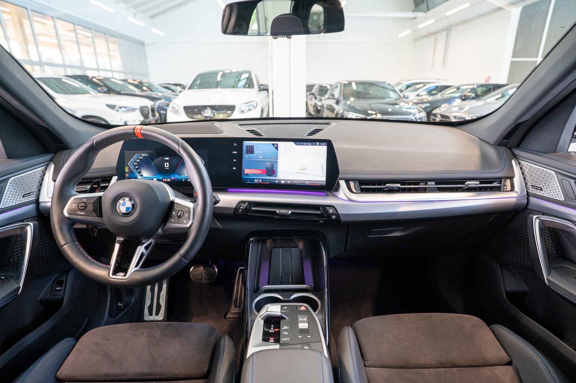BMW X1 M35i M Sport Pro / 360°Kamera / HeadUp / Harman/Kardon-image-16