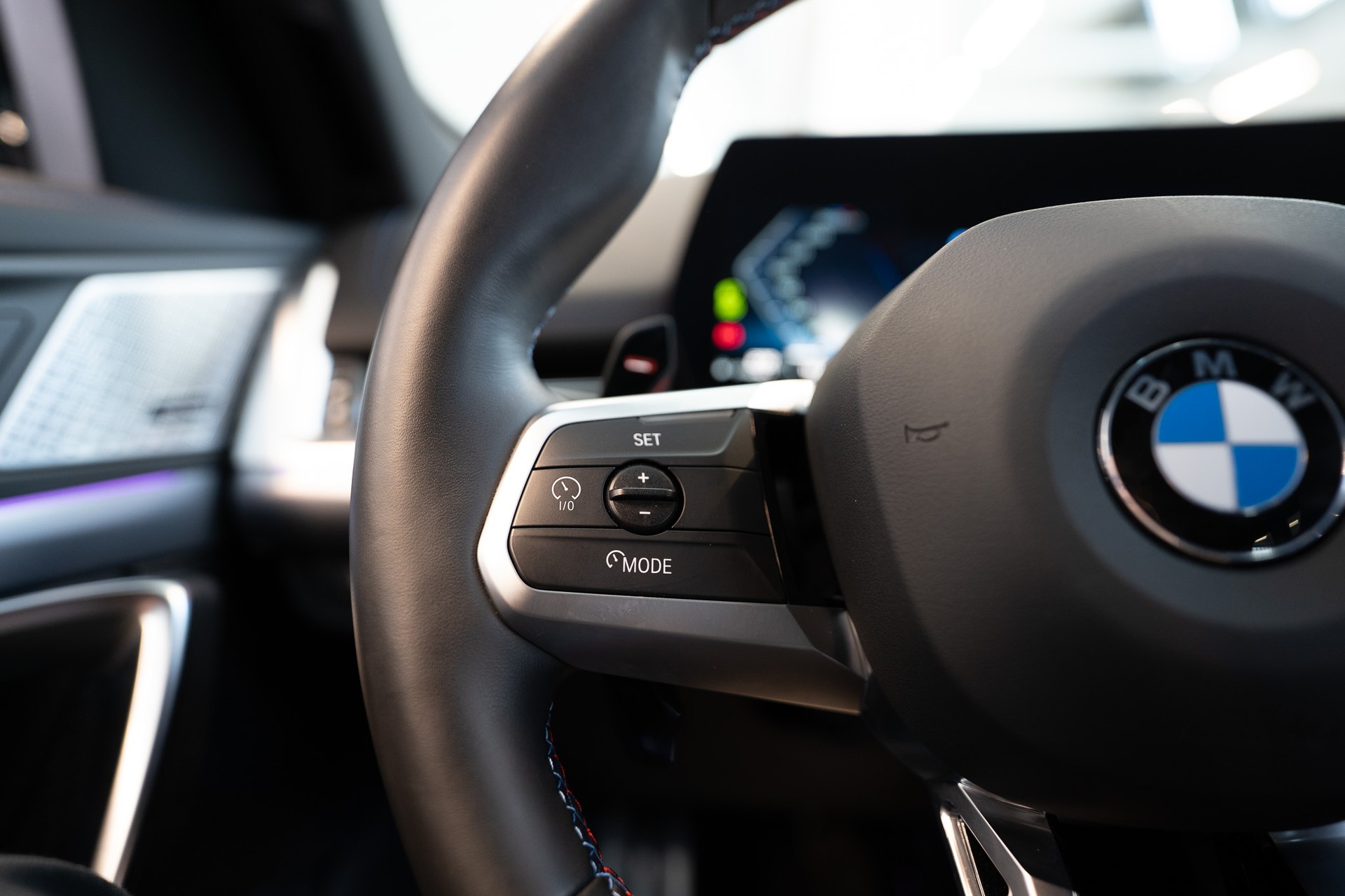 BMW X1 M35i M Sport Pro / 360°Kamera / HeadUp / Harman/Kardon-image-18