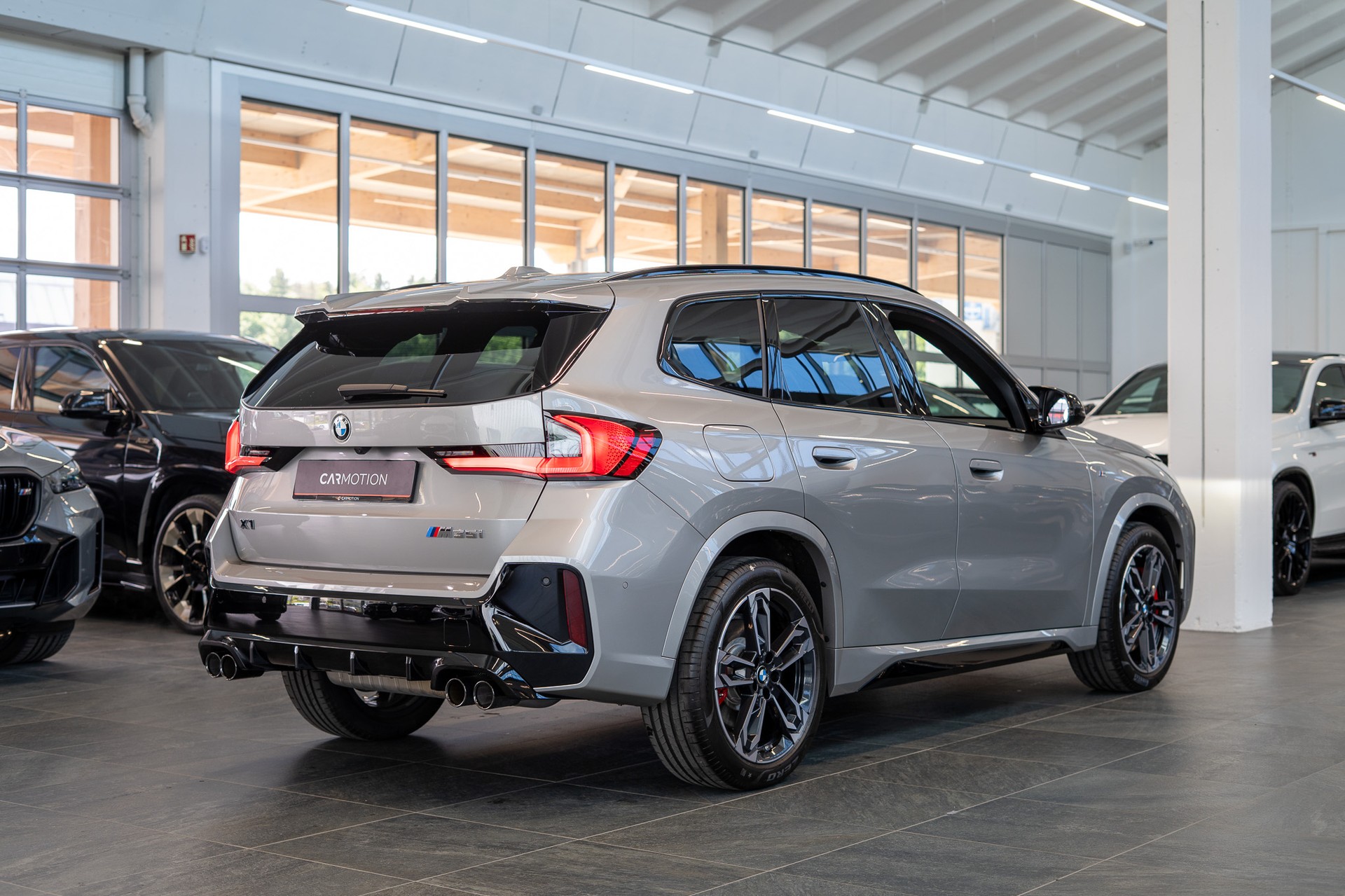 BMW X1 M35i M Sport Pro / 360°Kamera / HeadUp / Harman/Kardon-image-3