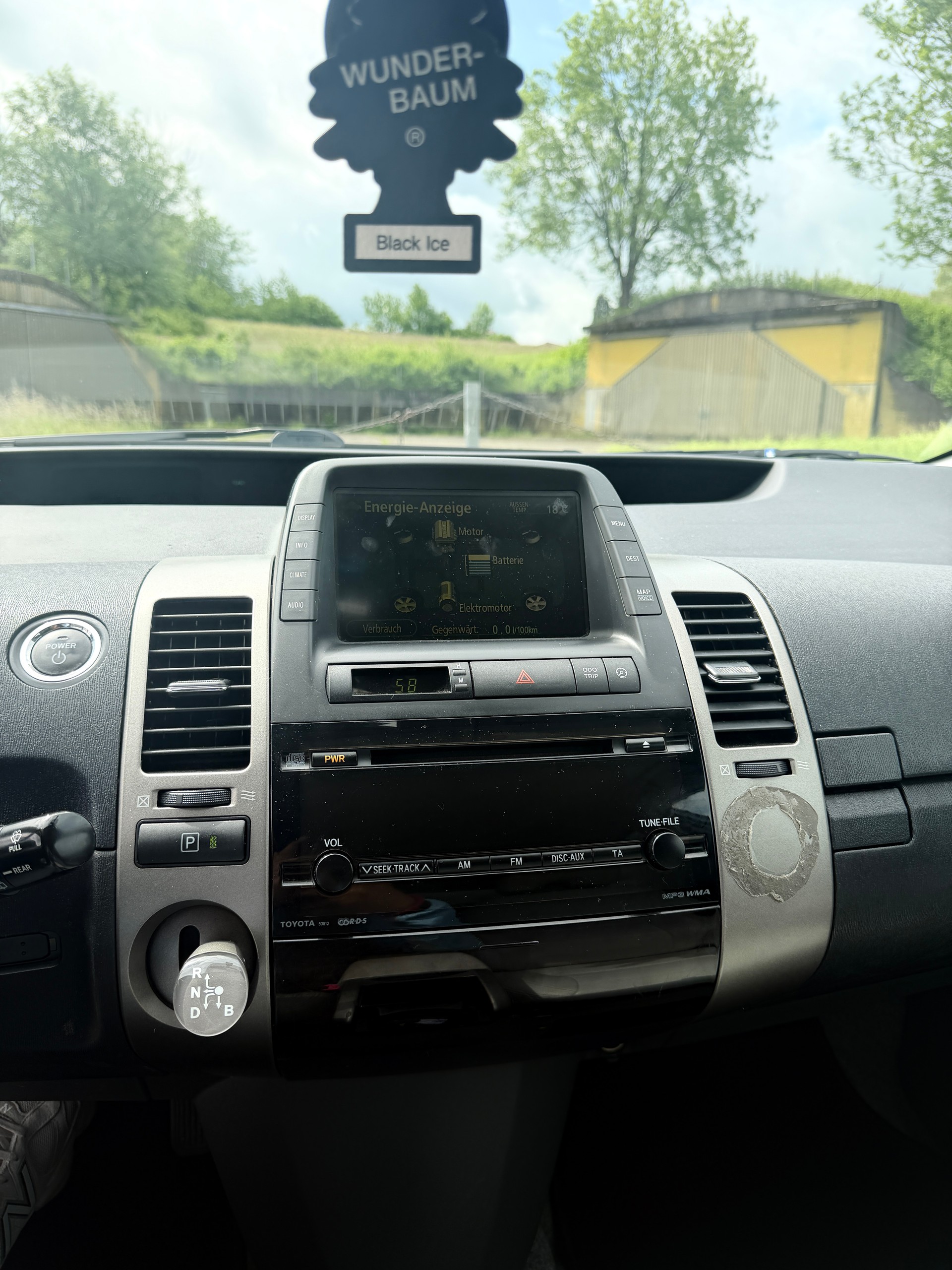 TOYOTA Prius 1.5 16V Hybrid-image-10
