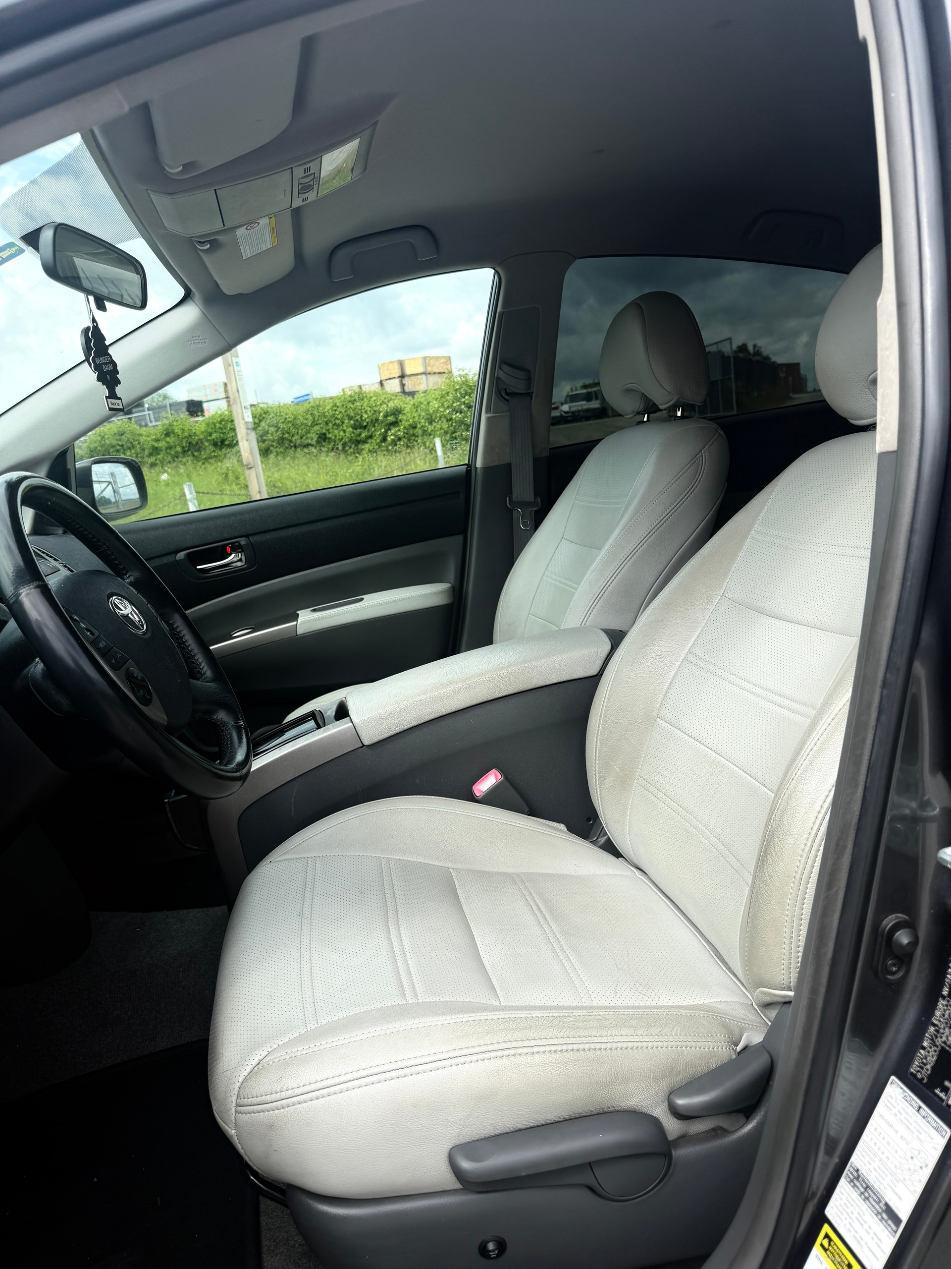 TOYOTA Prius 1.5 16V Hybrid-image-8