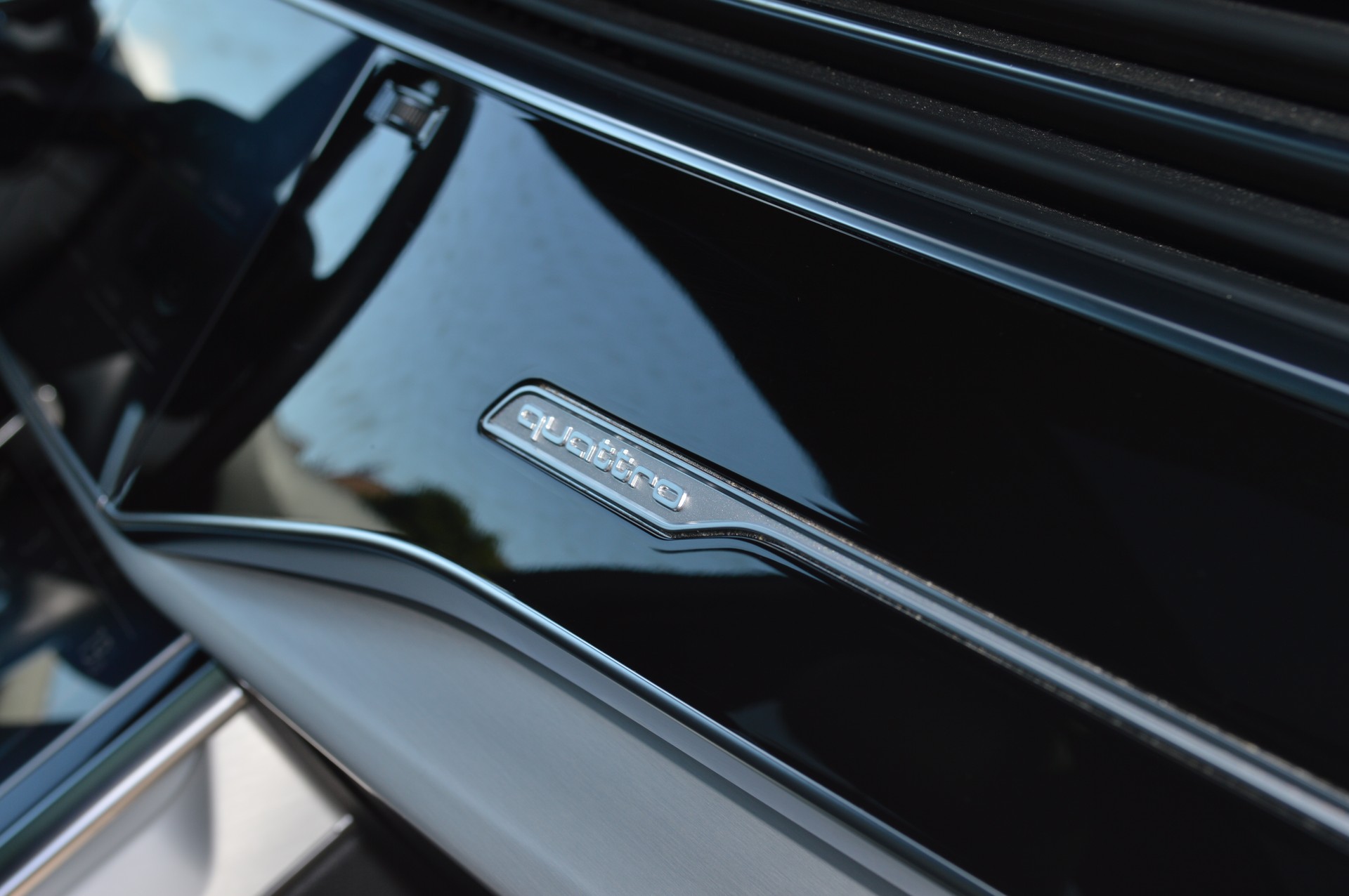 AUDI Q8 50 TDI Black Edition quattro tiptronic-image-16