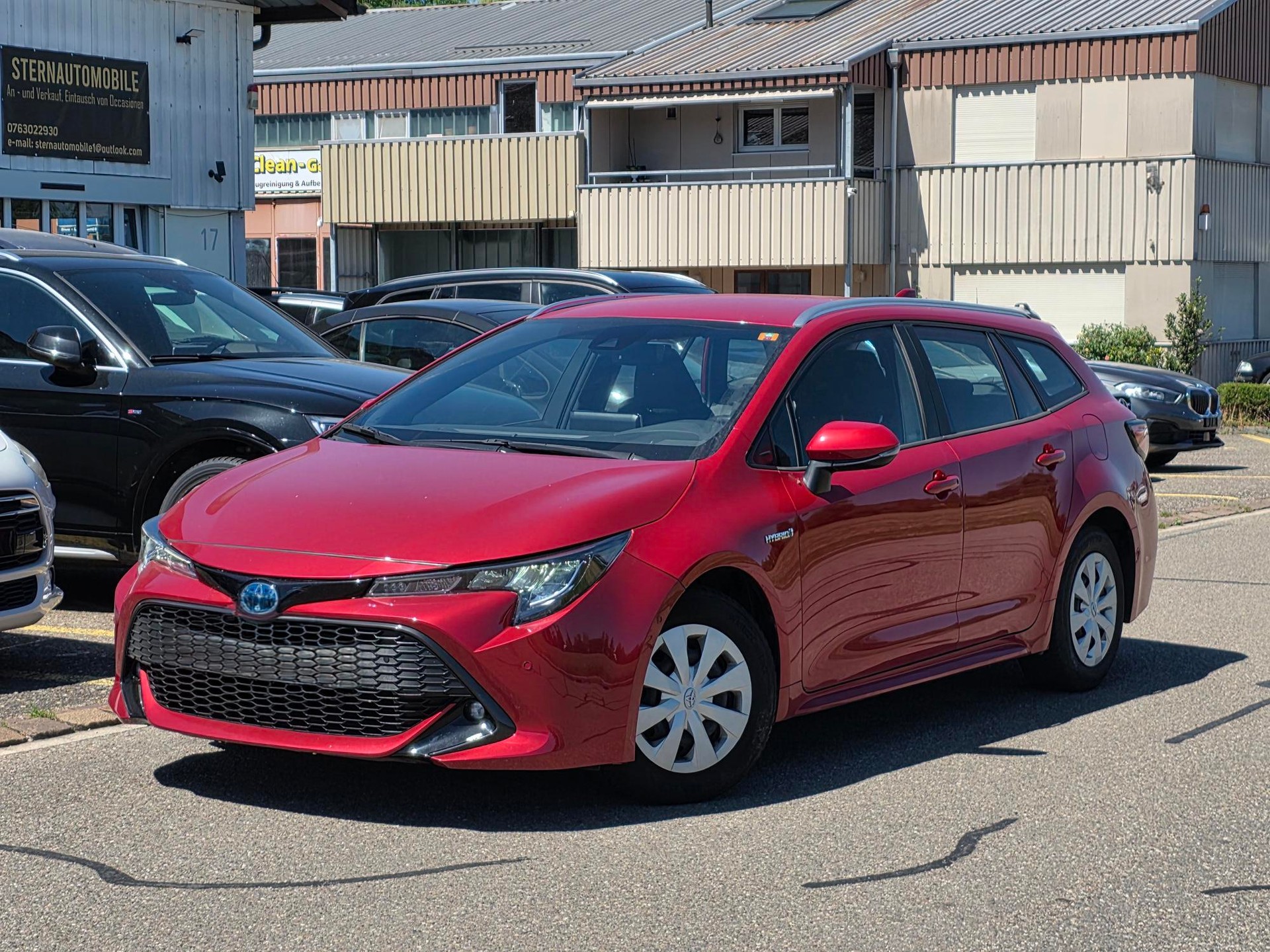 TOYOTA Corolla Touring Sports 1.8 HSD Active e-CVT. Taxi-Ausstattung : Taximeter / Tacho bereits montiert.
