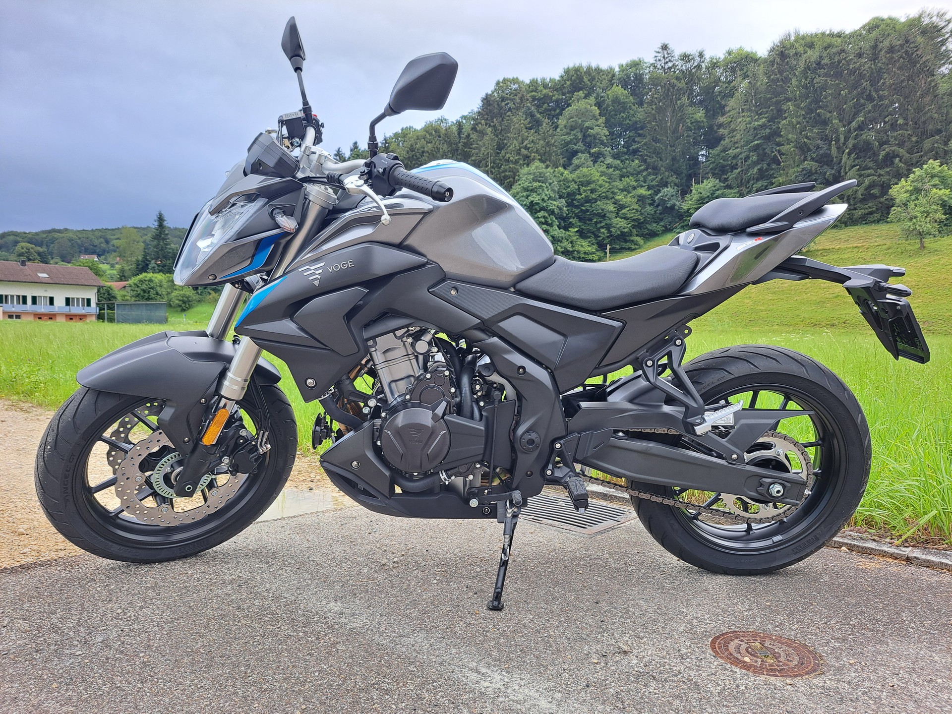 VOGE 500R-showroom-element-1
