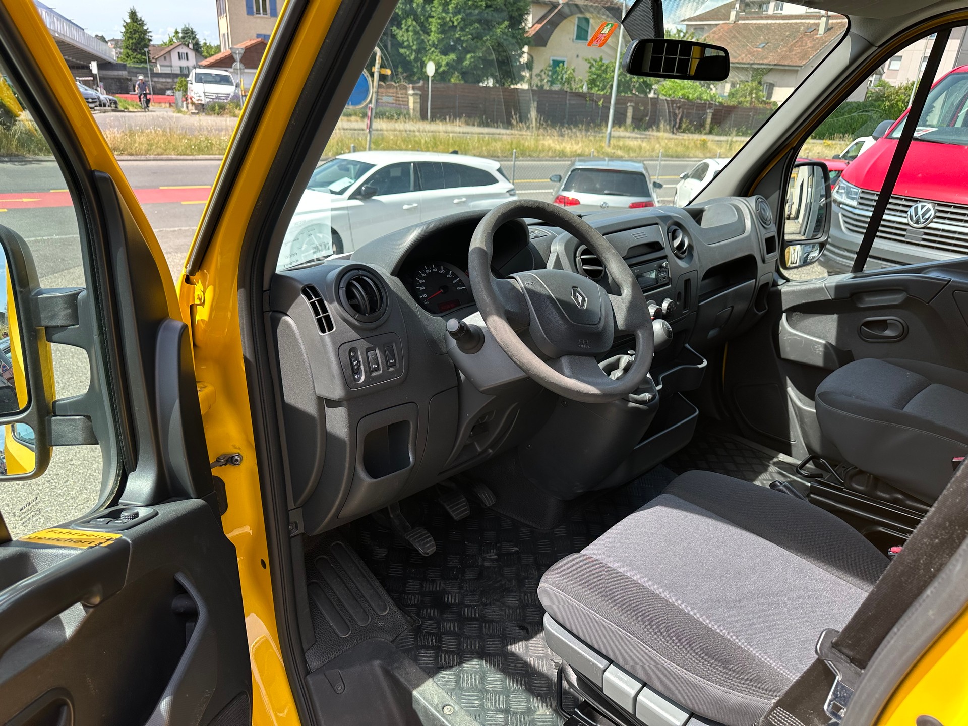 RENAULT Master T35 2.3dCi 130 L3H3-image-4