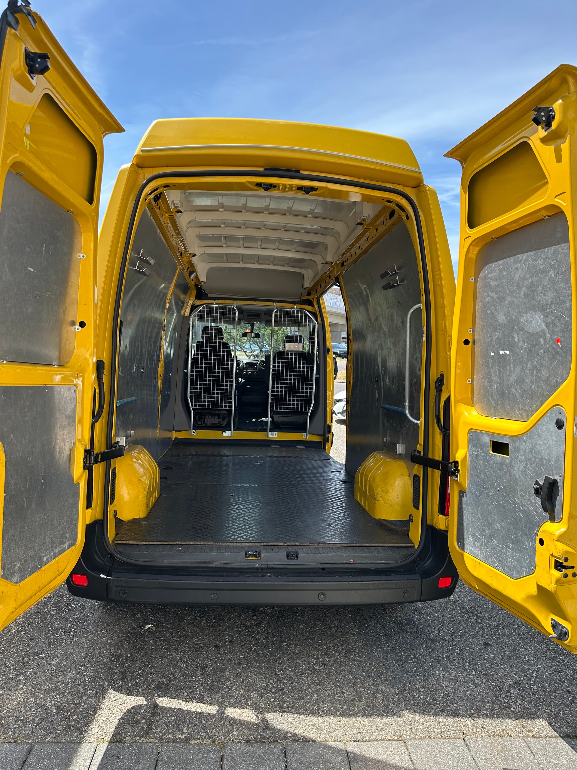RENAULT Master T35 2.3dCi 130 L3H3-image-6