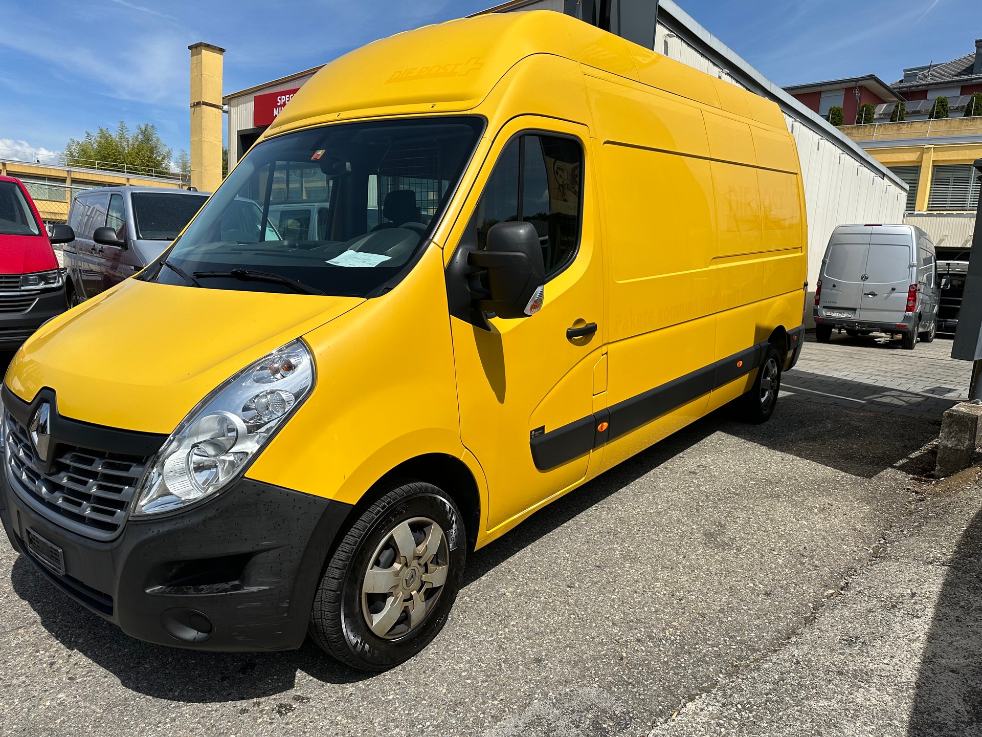 RENAULT Master T35 2.3dCi 130 L3H3-image-1