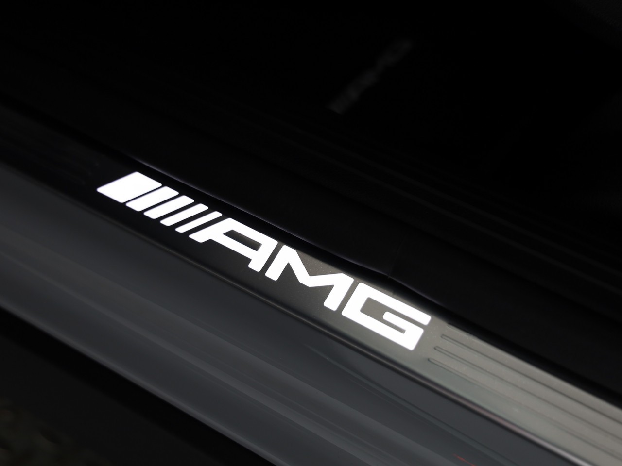 MERCEDES-BENZ GLA AMG 45 S 4Matic+ 8G-DCT-image-19
