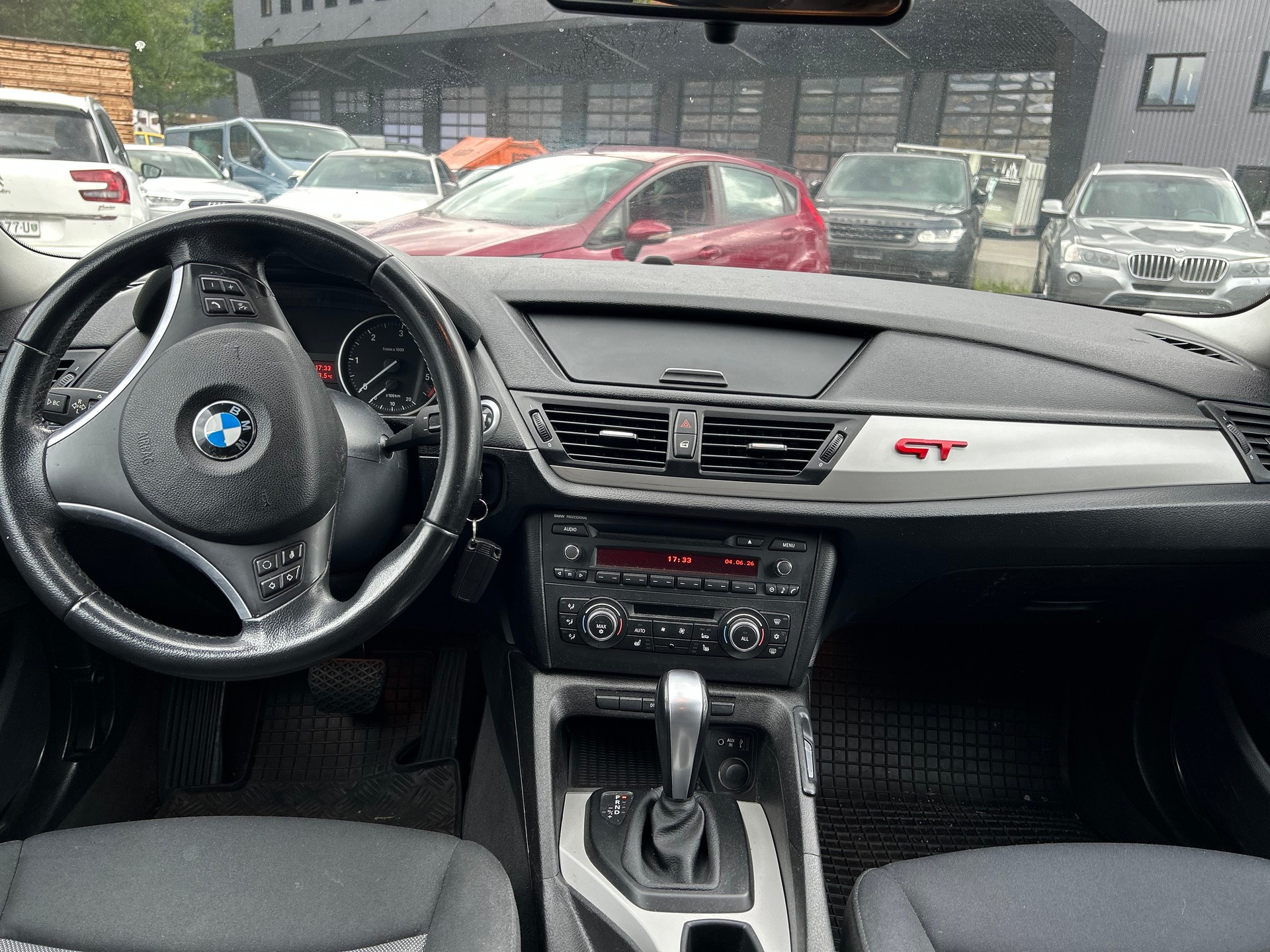 BMW X1 xDrive 18d Steptronic-image-9