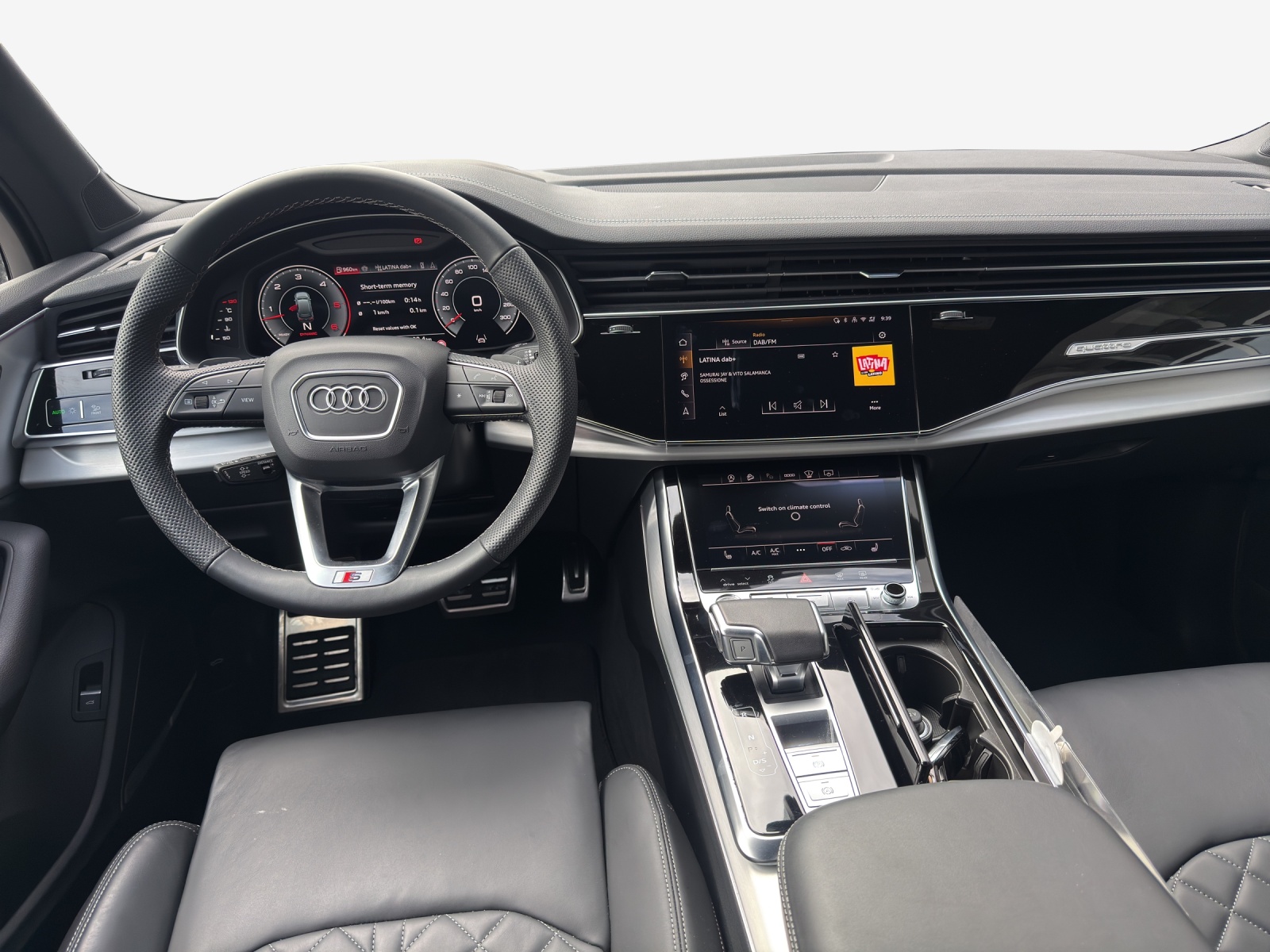 AUDI Q7 50 TDI quattro S Line tiptronic-image-8