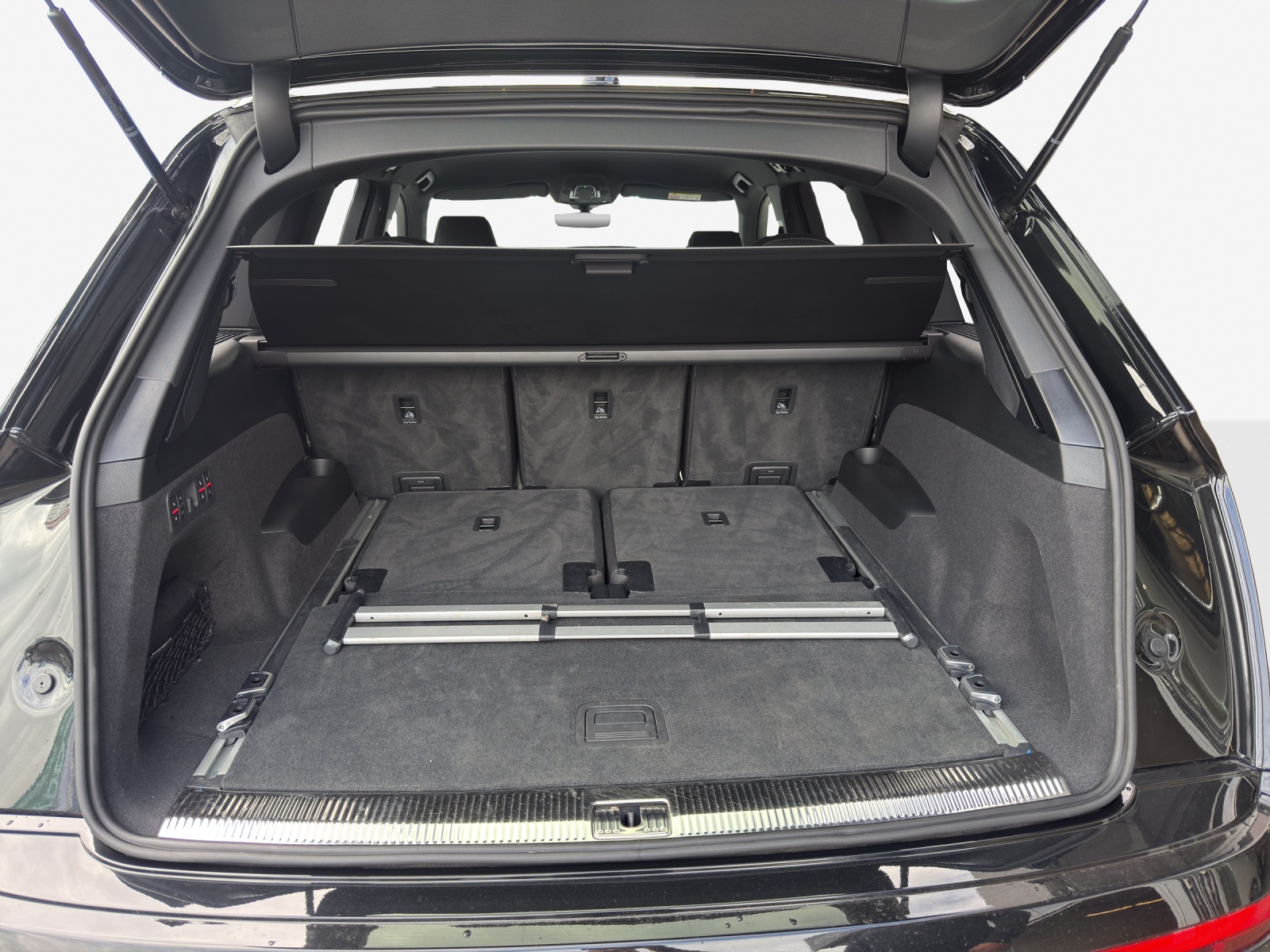 AUDI Q7 50 TDI quattro S Line tiptronic-image-12