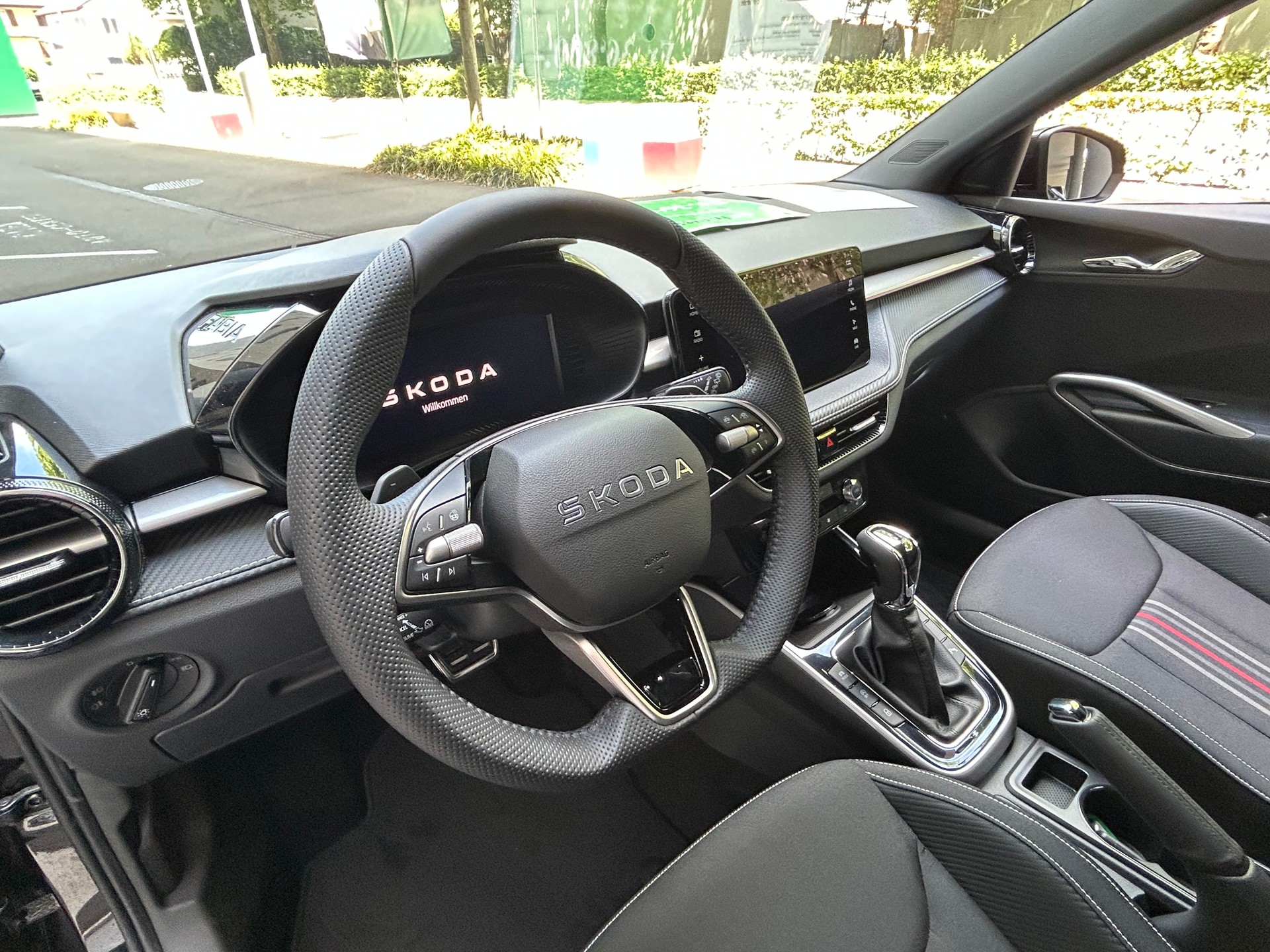 SKODA Fabia 1.5 TSI 130 DSG-image-8