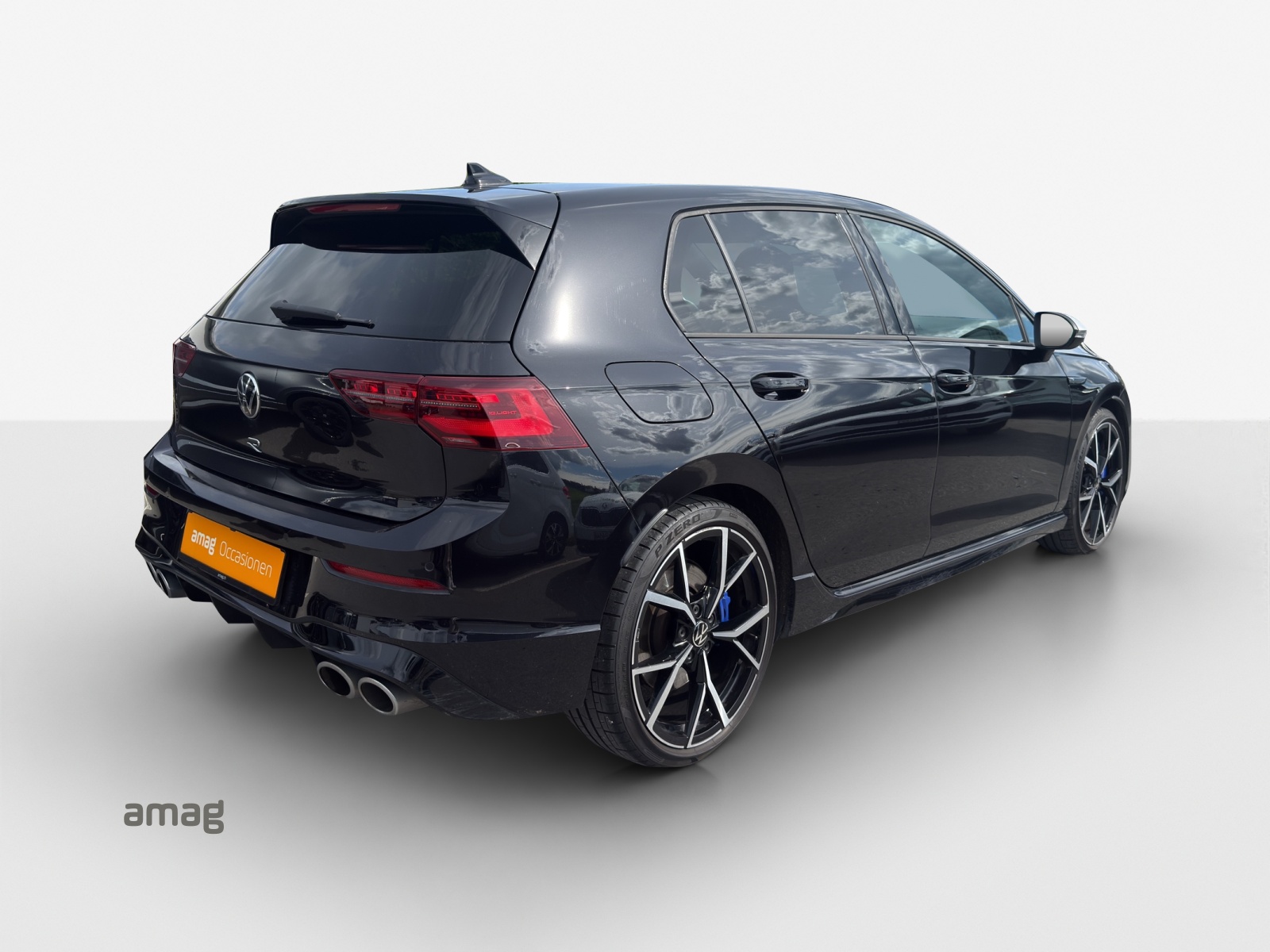 VW Golf 2.0 TSI R DSG 4Motion-image-4