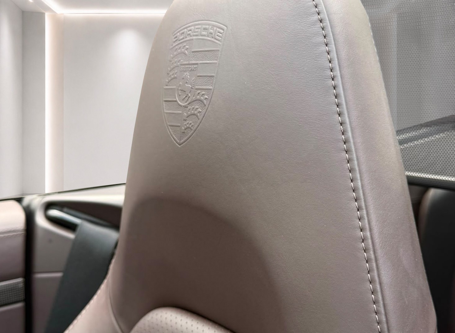 PORSCHE 911 Cabrio Carrera 4 GTS PDK inkl. Porsche Approved Garantie-03.2027!-image-18
