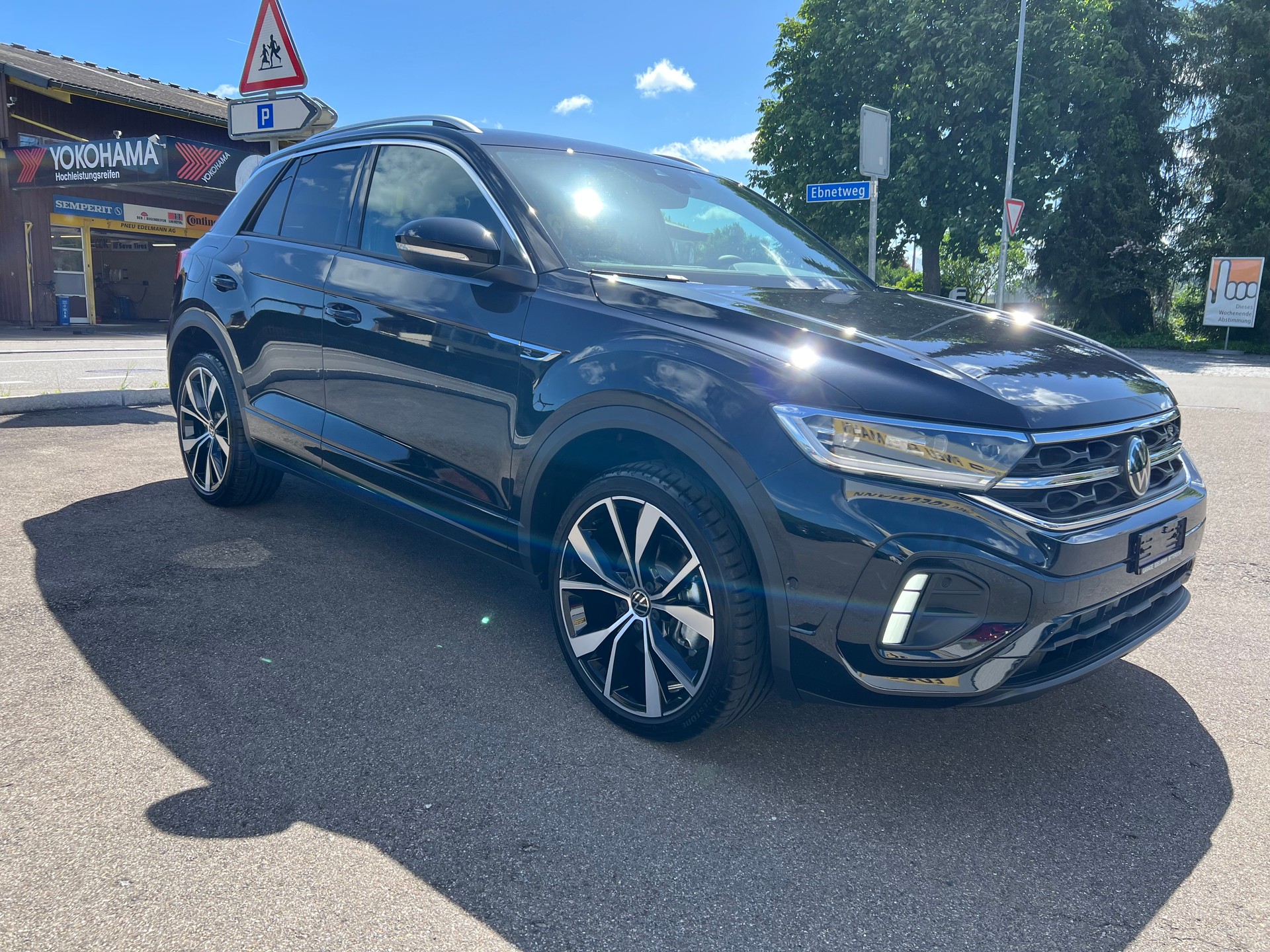 VW T-Roc 1.5 TSI EVO R-Line DSG-image-2