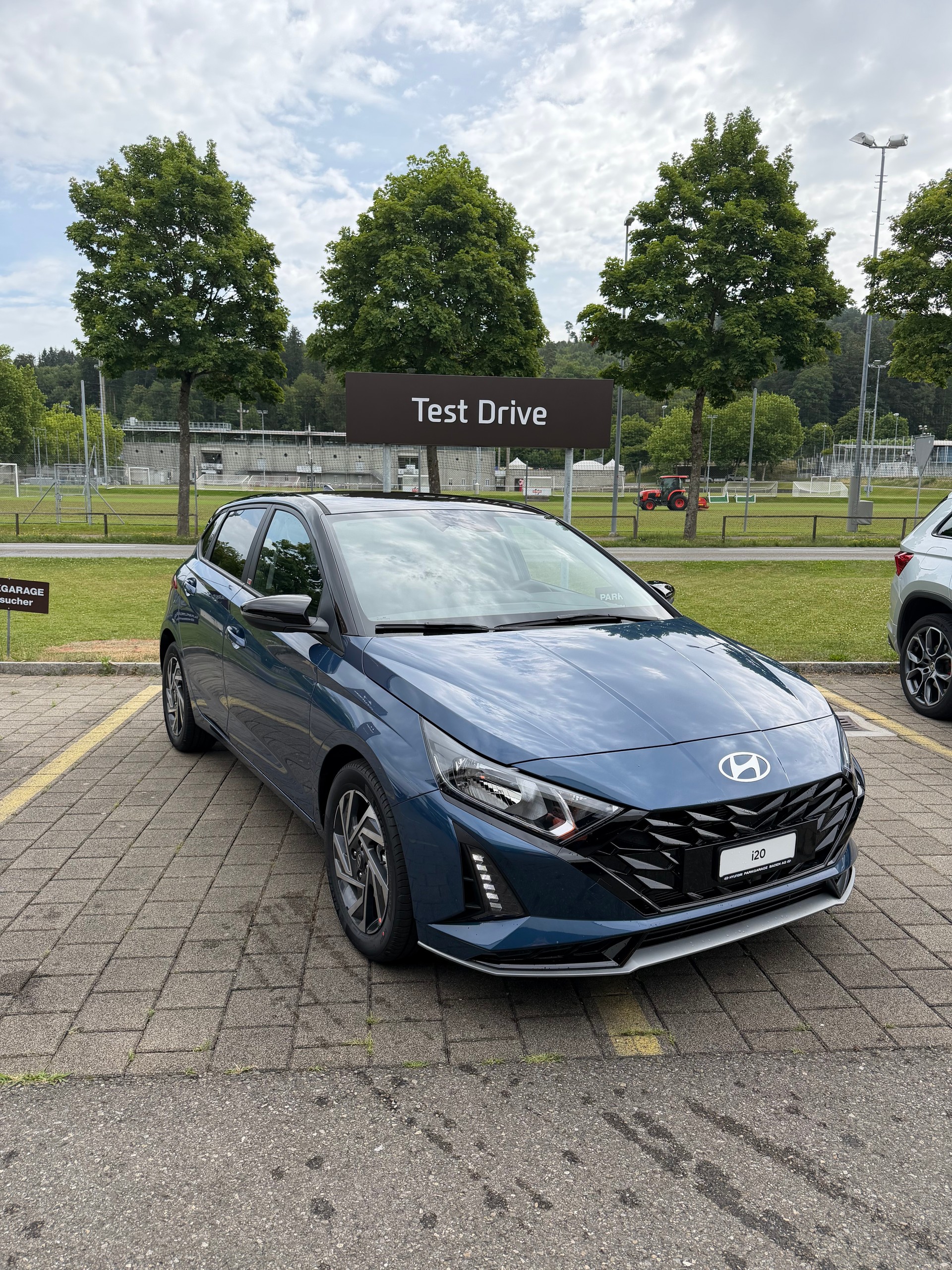 HYUNDAI i20 1.0 T-GDi Amplia DCT-image-3