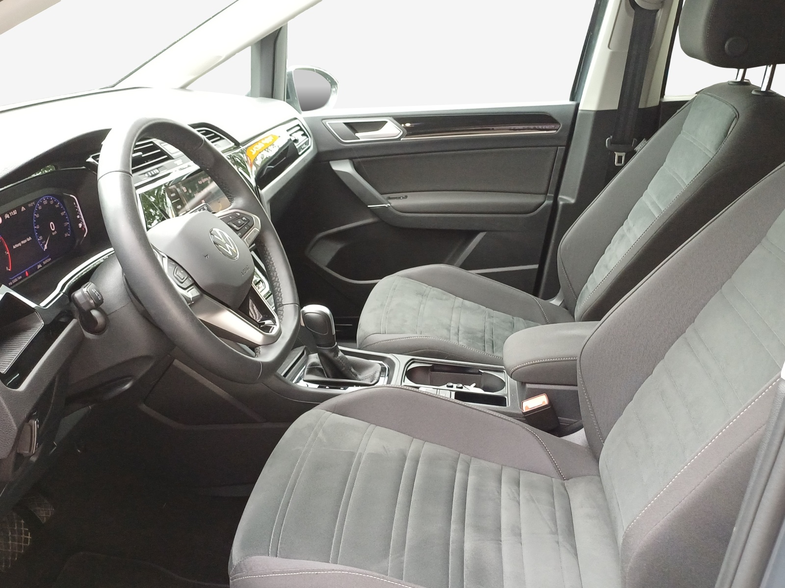 VW Touran 1.5 TSI EVO Highline DSG-image-7