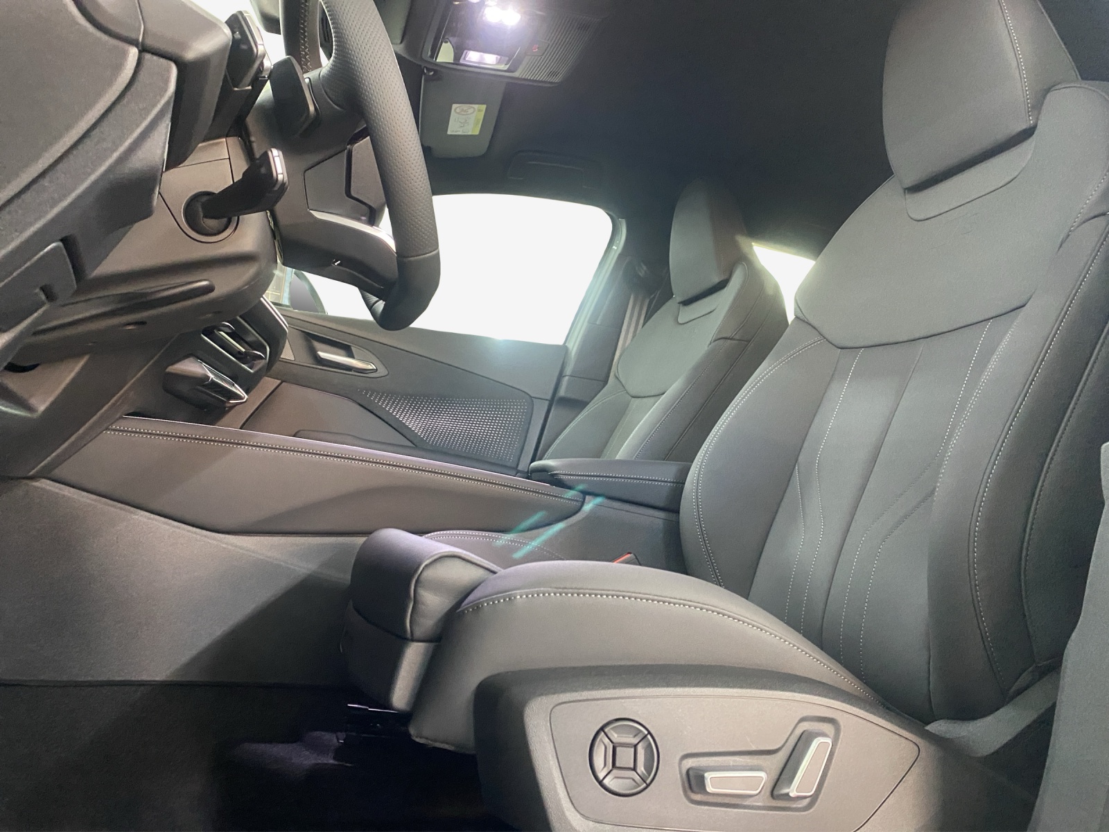 AUDI Q3 Sportback TFSI quattro 195 kW S tronic-image-7