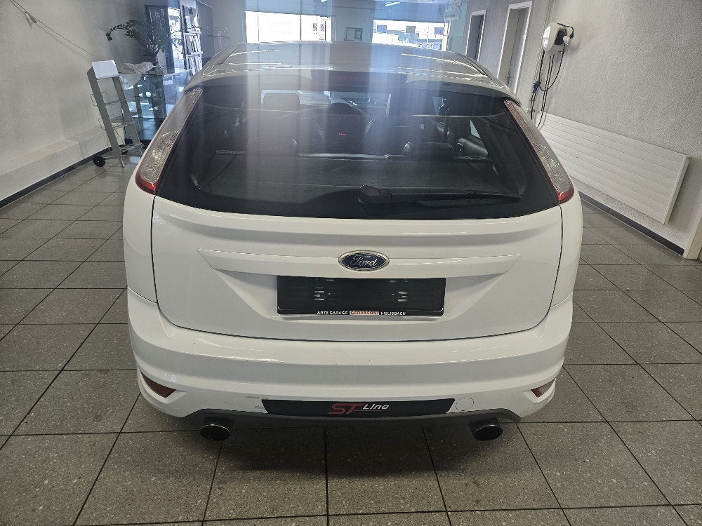 FORD Focus 2.5 Turbo ST-image-5