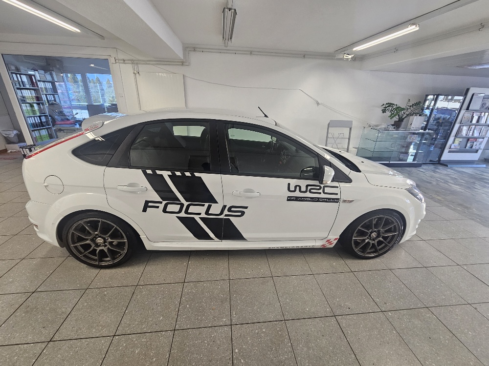 FORD Focus 2.5 Turbo ST-image-3