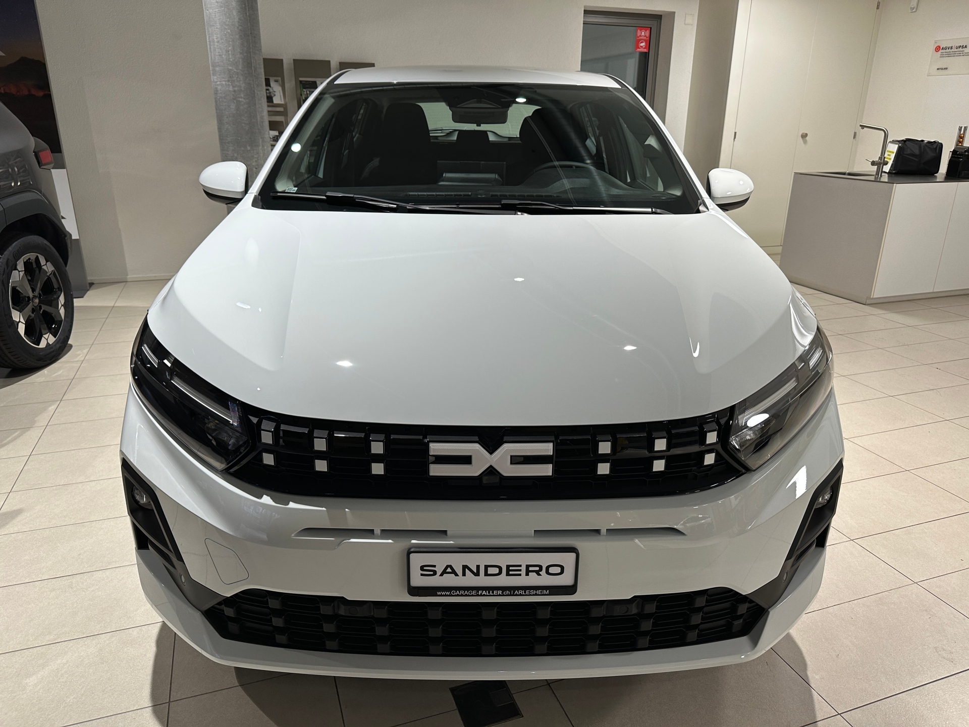 DACIA NEUER SANDERO-image-5