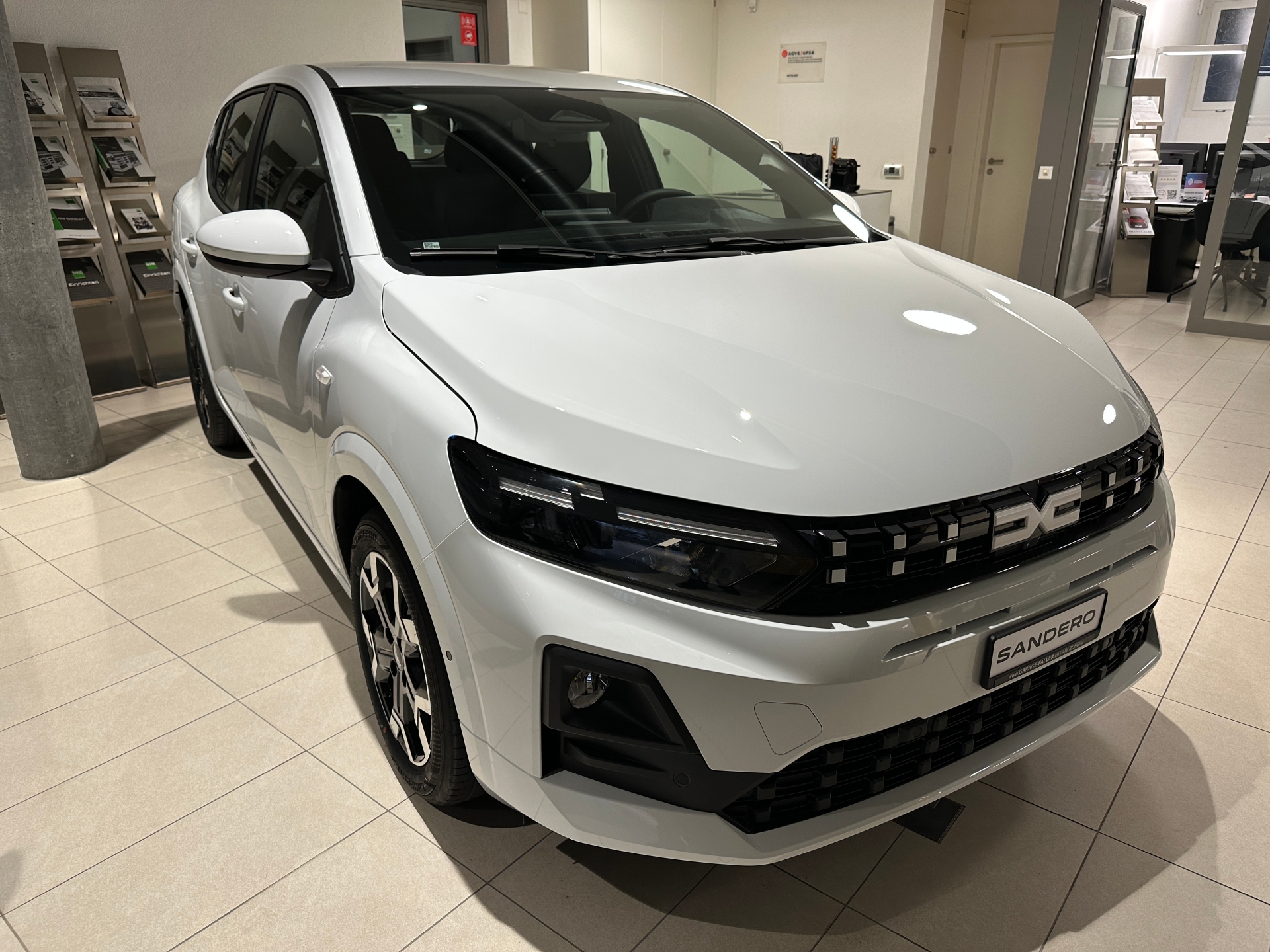 DACIA NEUER SANDERO-image-4