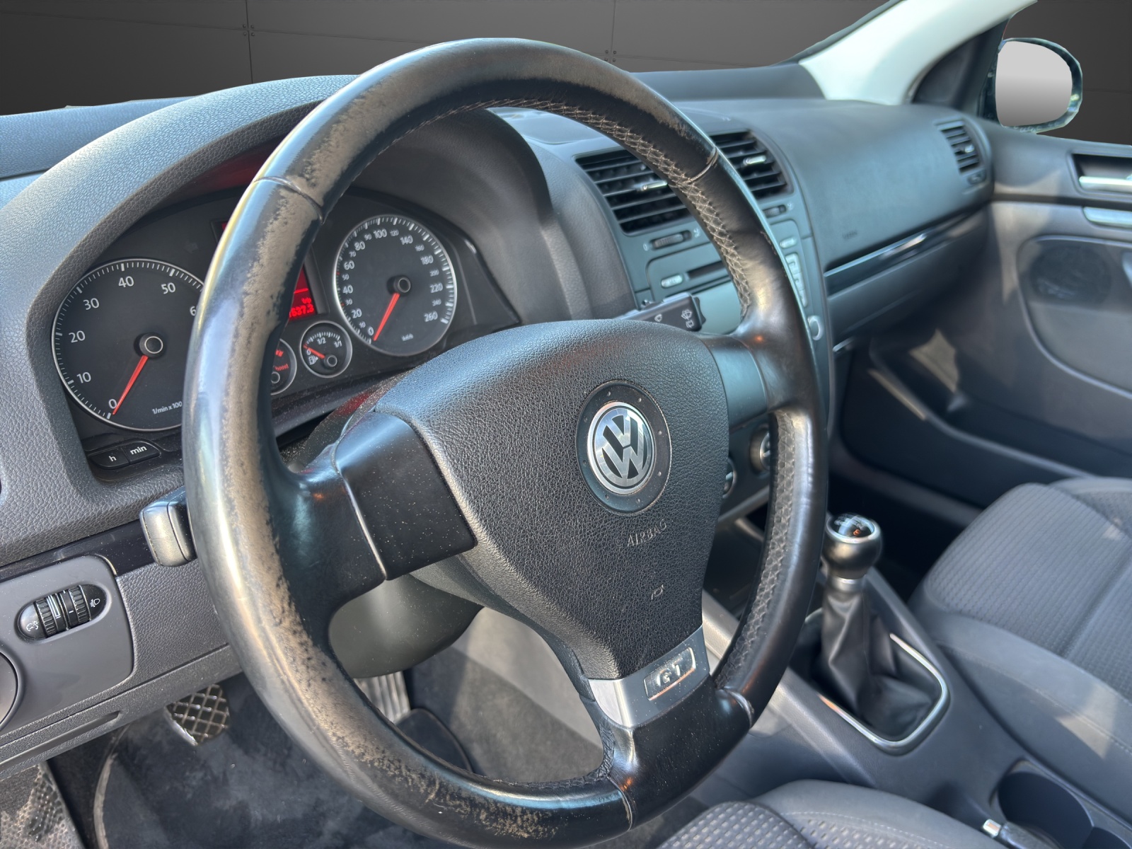 VW Golf 1.4 TSI GT Sport-image-3