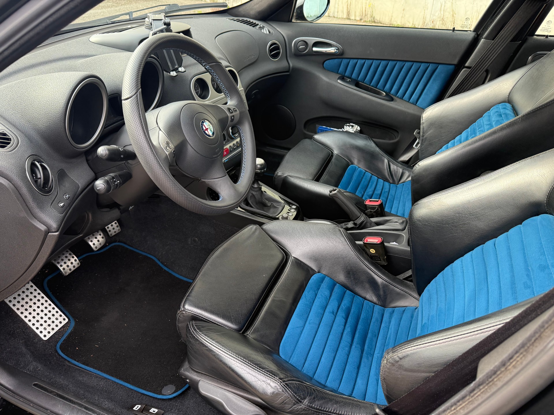 ALFA ROMEO 3.2 V6 24V GTA-image-14
