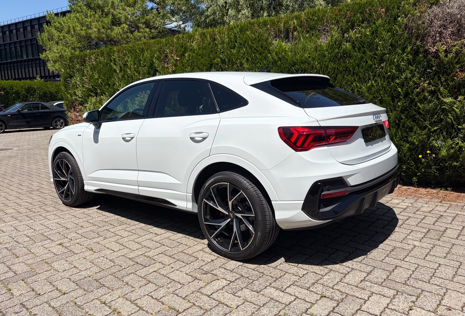 AUDI Q3 Sportback 35 TFSI S line Attraction S-tronic-image-7