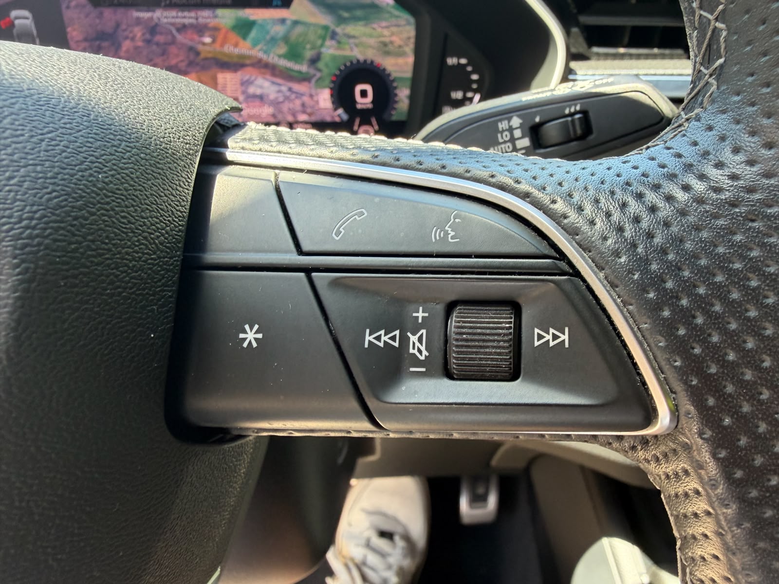AUDI Q3 Sportback 35 TFSI S line Attraction S-tronic-image-19