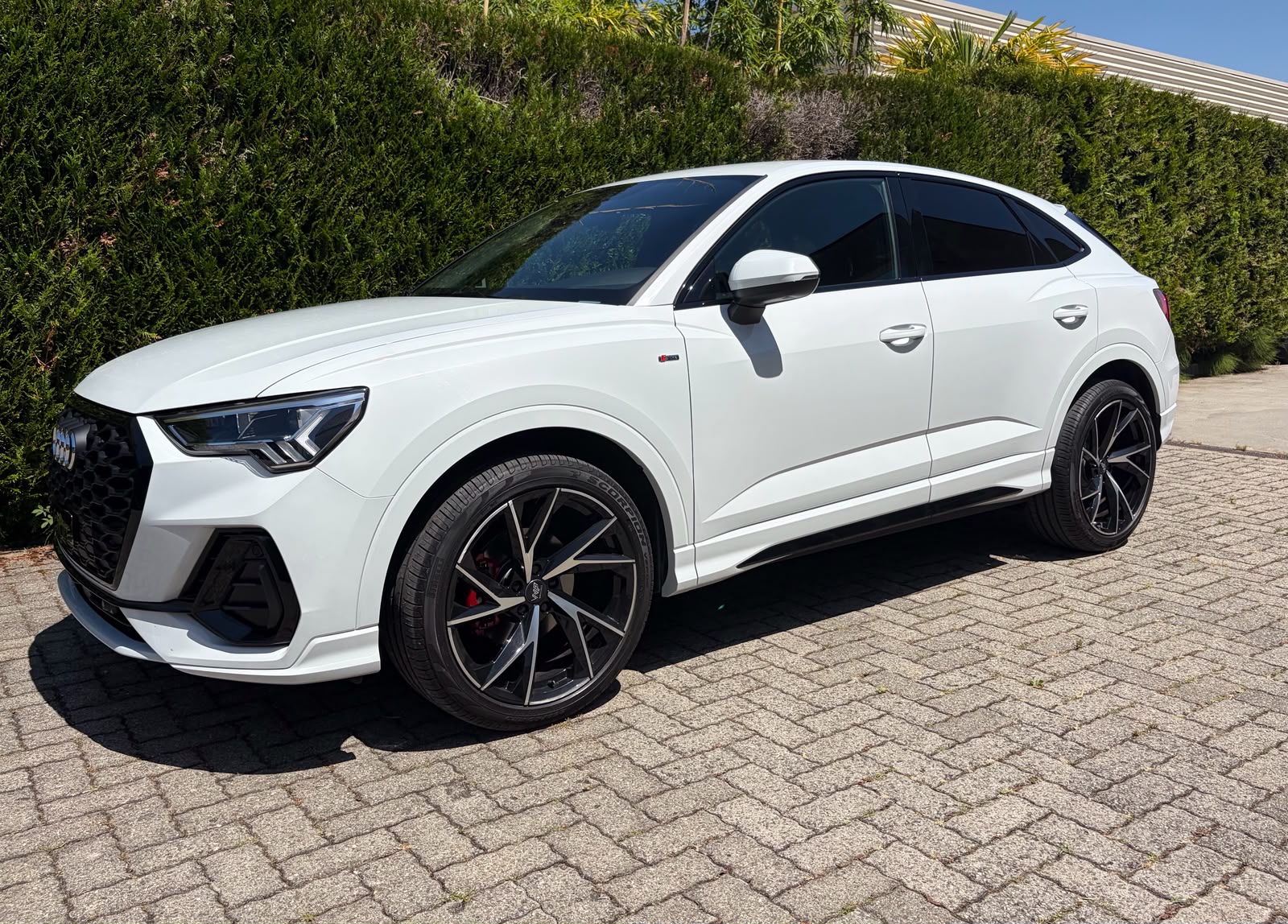 AUDI Q3 Sportback 35 TFSI S line Attraction S-tronic-image-4