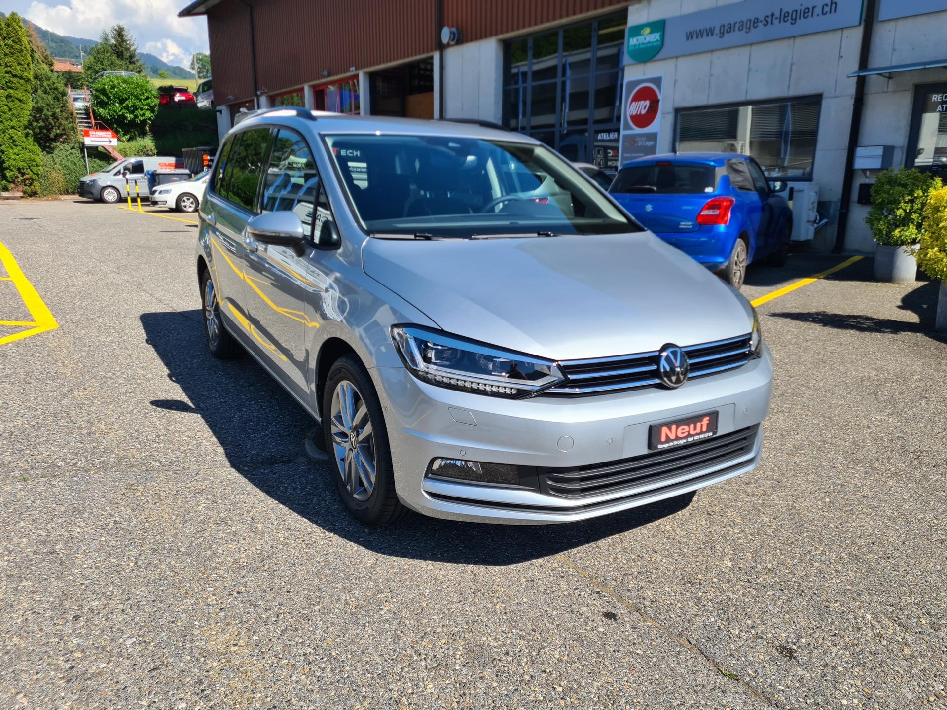 VW Touran 1.5 TSI EVO Comfortline DSG - 7 places-image-0