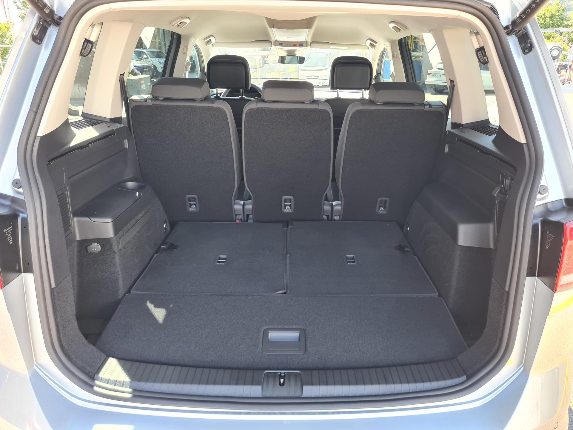 VW Touran 1.5 TSI EVO Comfortline DSG - 7 places-image-9