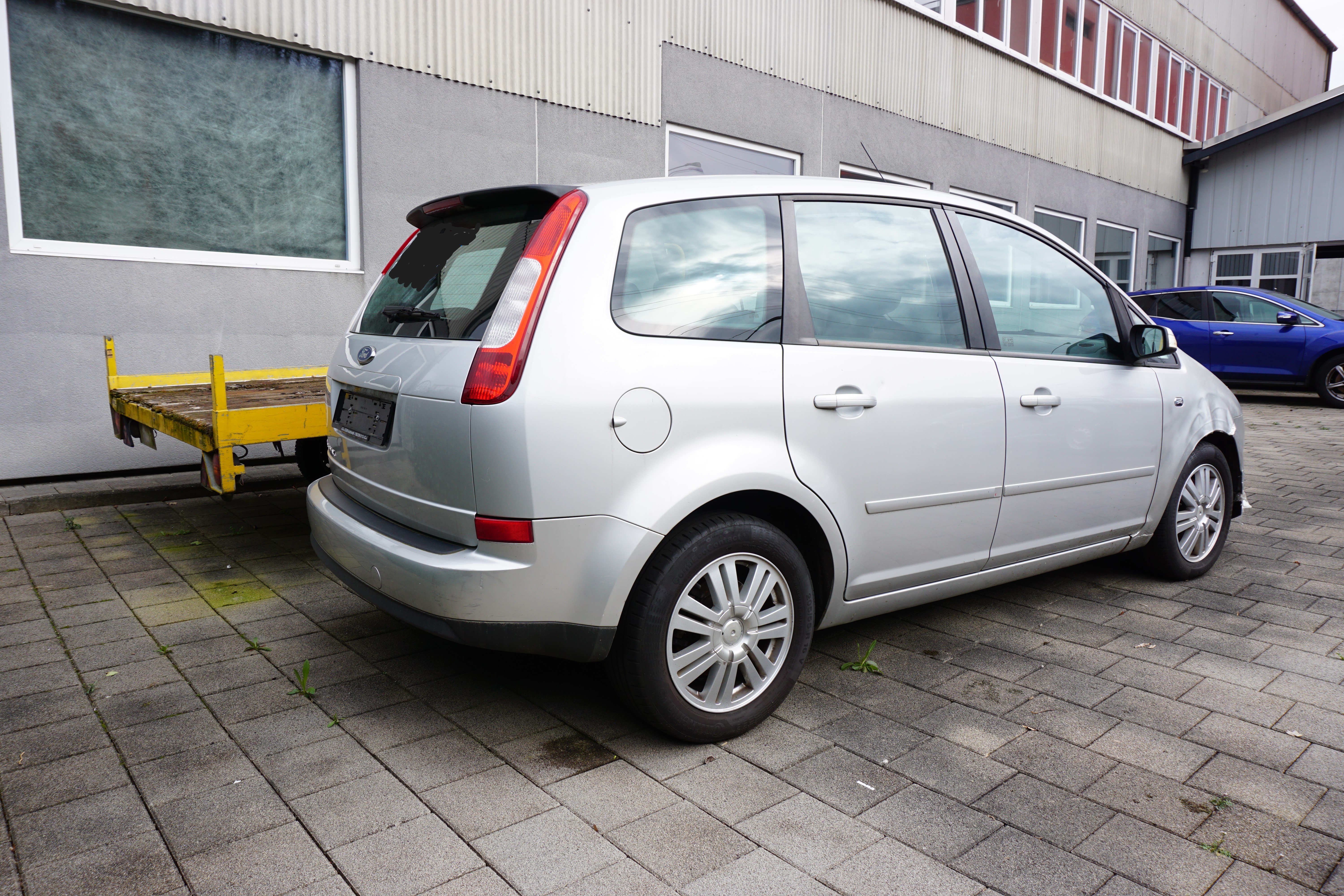FORD Focus C-Max 2.0 Ghia — slika 3