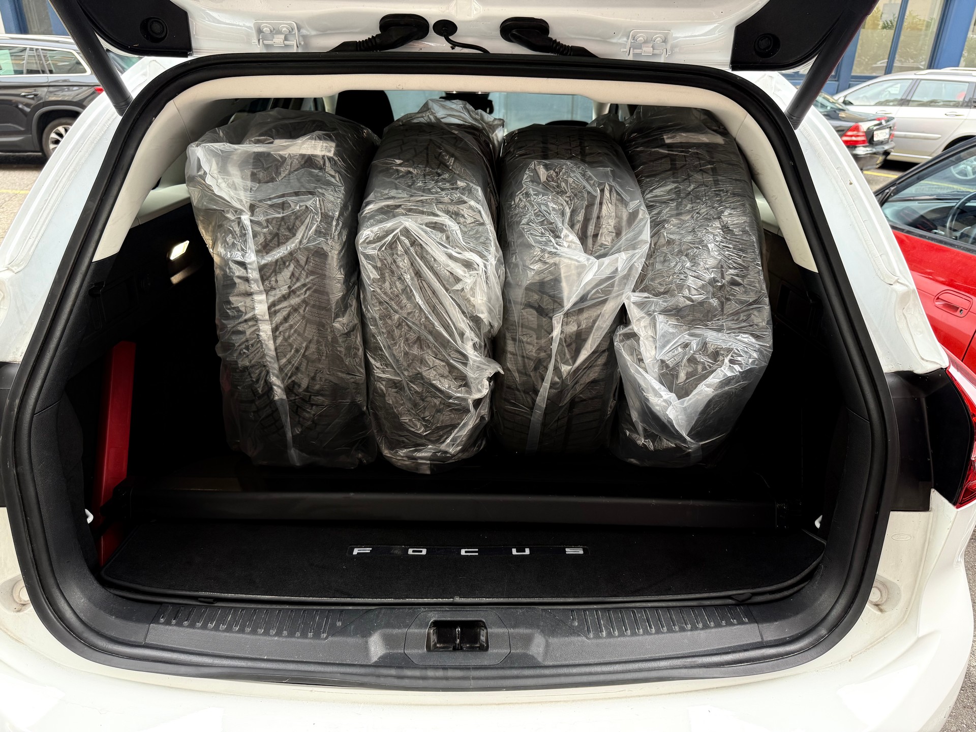 FORD Focus 1.5 TDCi Titanium Automatic-image-8