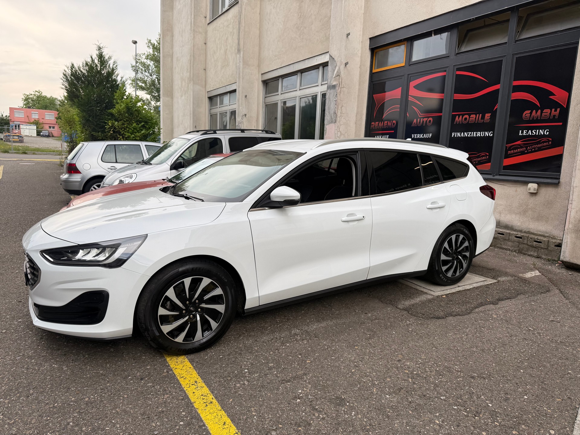 FORD Focus 1.5 TDCi Titanium Automatic-image-2