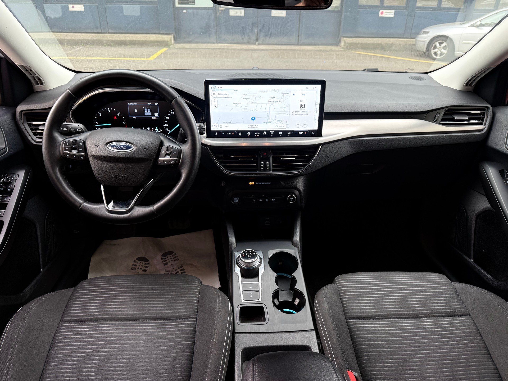 FORD Focus 1.5 TDCi Titanium Automatic-image-5