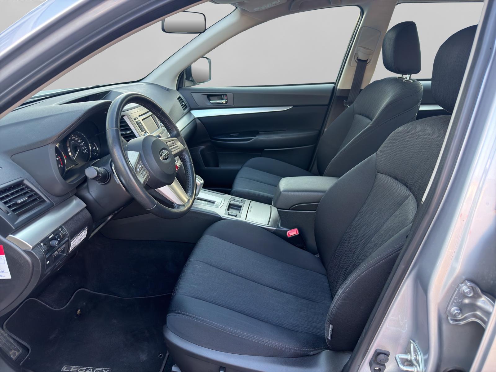 SUBARU Legacy 2.0i Swiss AWD Lineartronic-image-8