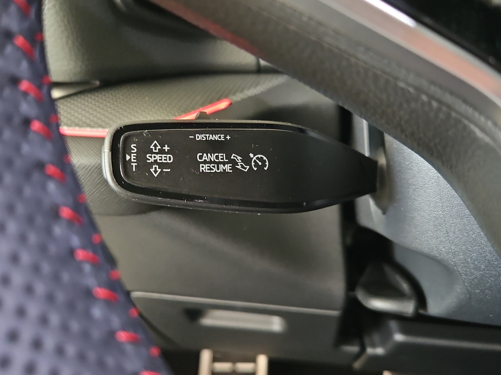 SKODA Kodiaq 2.0 TSI RS 4x4-image-12